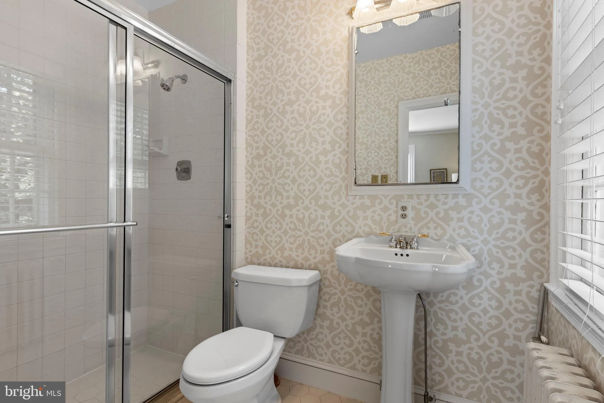 Villanova, Pennsylvania 19085, United States, 6 Bedrooms Bedrooms, ,6 BathroomsBathrooms,Residential,Active,187608