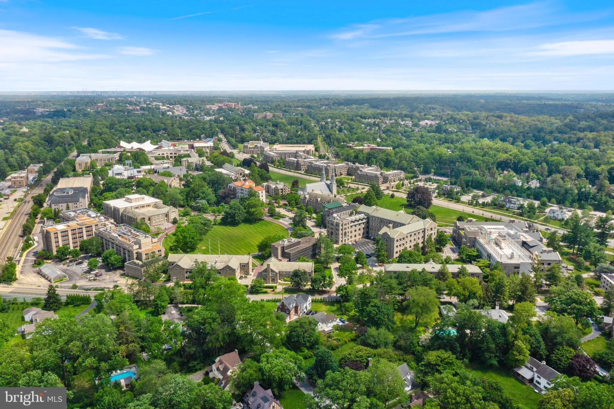 Villanova, Pennsylvania 19085, United States, 6 Bedrooms Bedrooms, ,6 BathroomsBathrooms,Residential,Active,187608