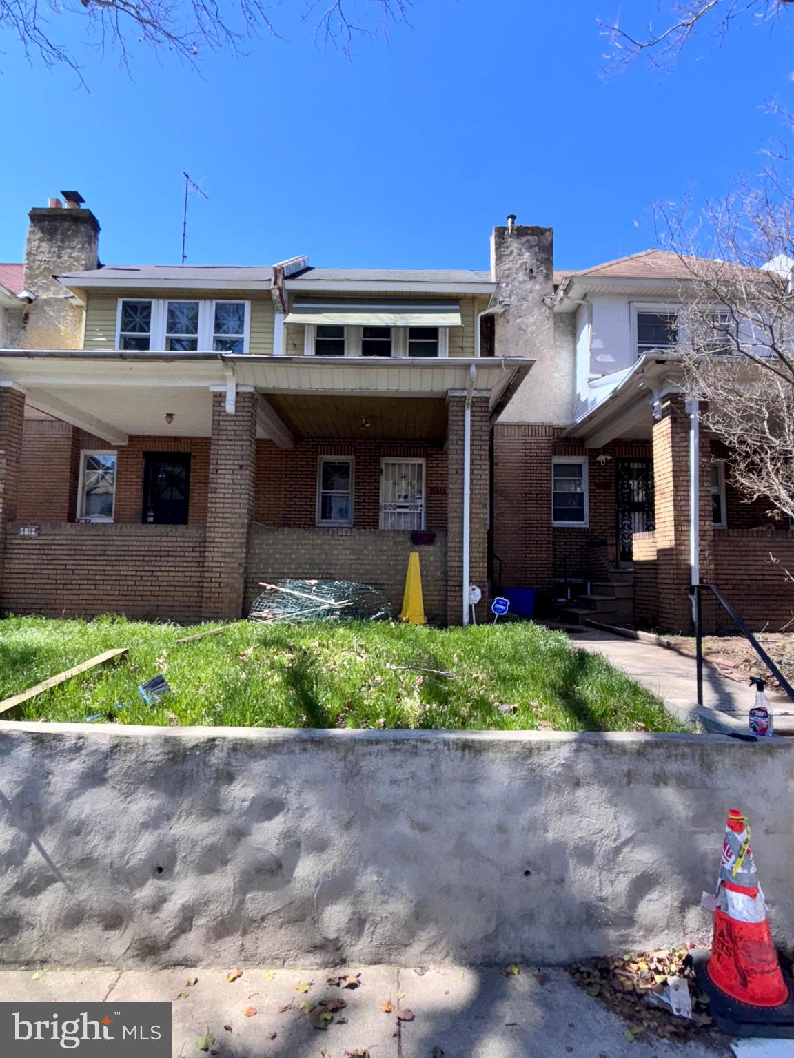 5814 N FAIRHILL STREET