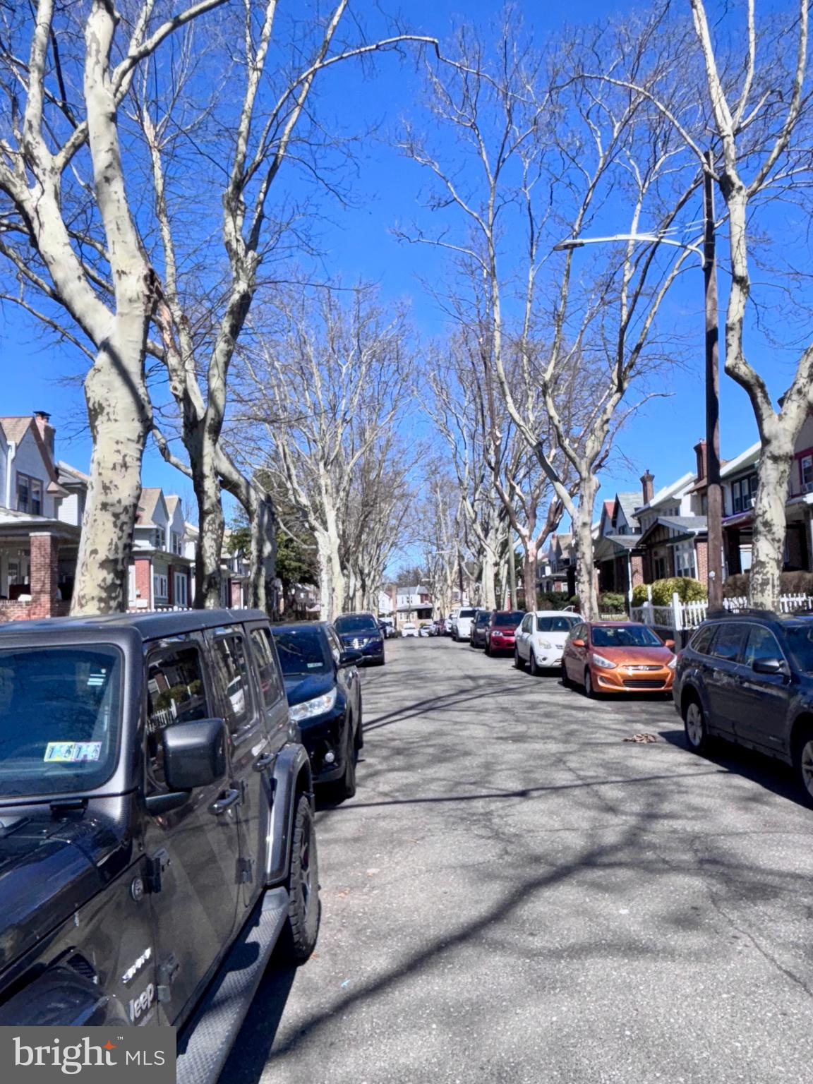 5814 N FAIRHILL STREET