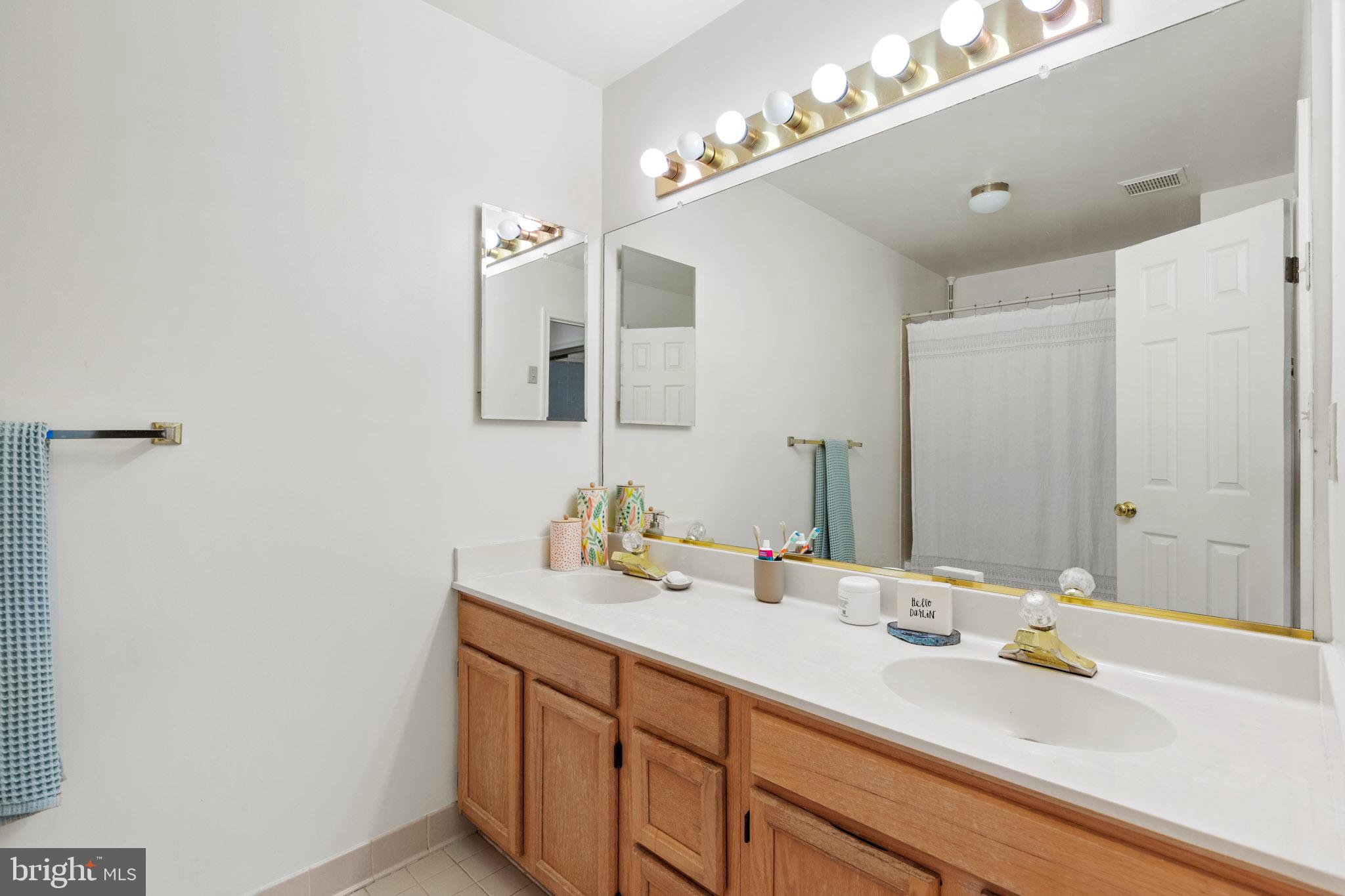 MILL CREEK CONDOMINIUMS - Residential Lease