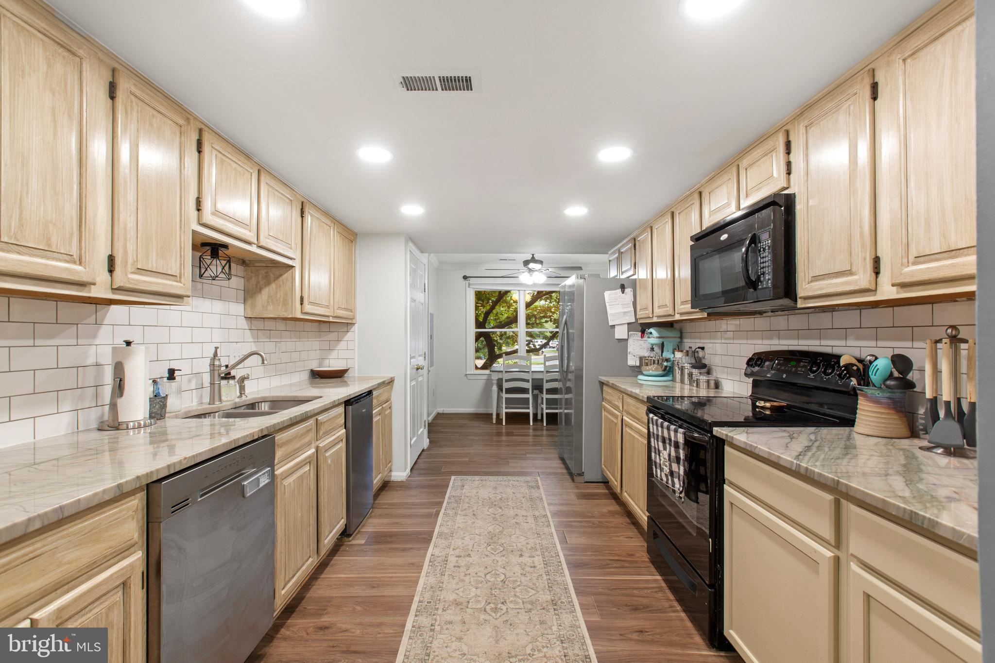 MILL CREEK CONDOMINIUMS - Residential Lease