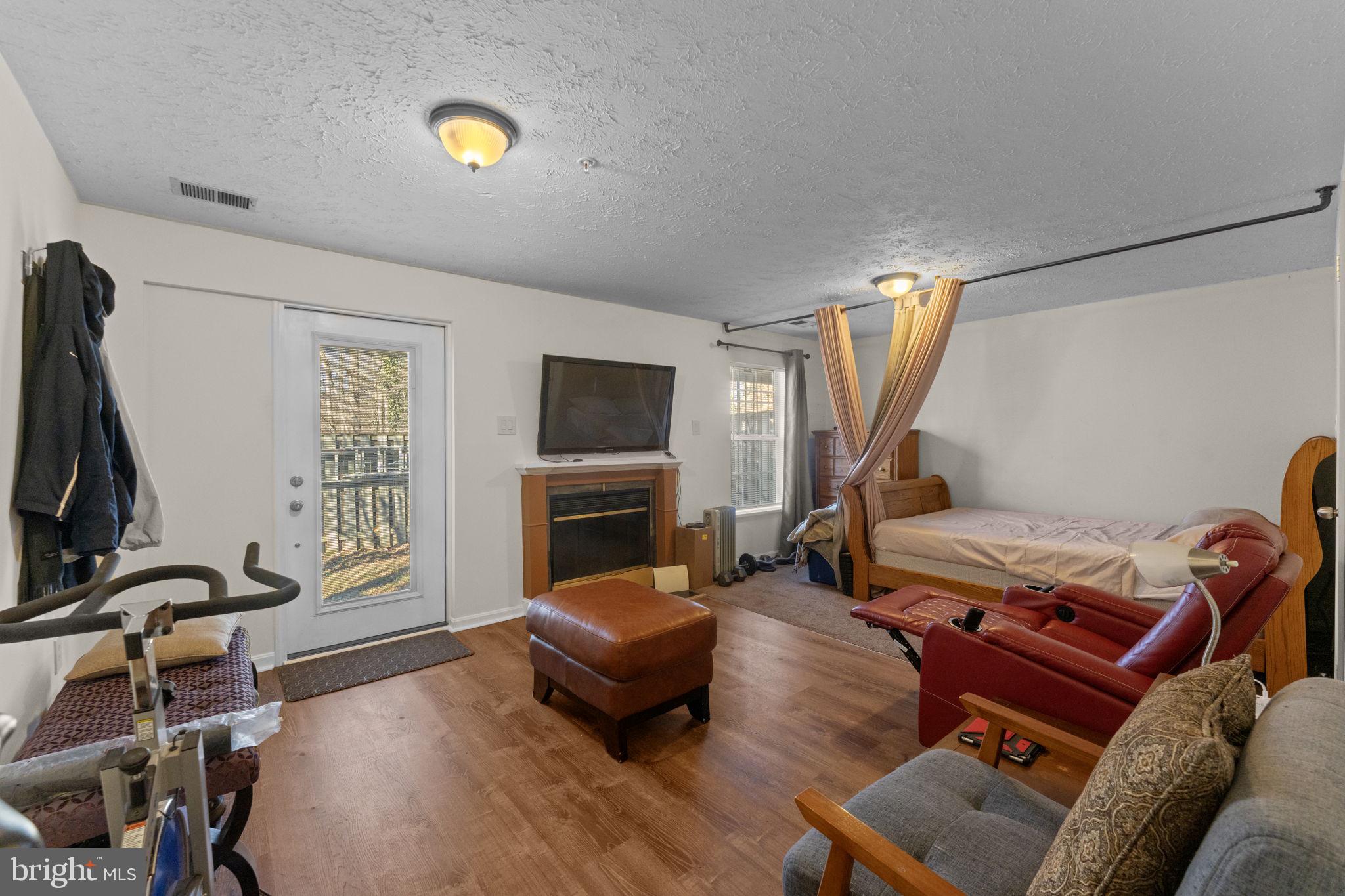 SILVER HILL HEIGHTS - Residential