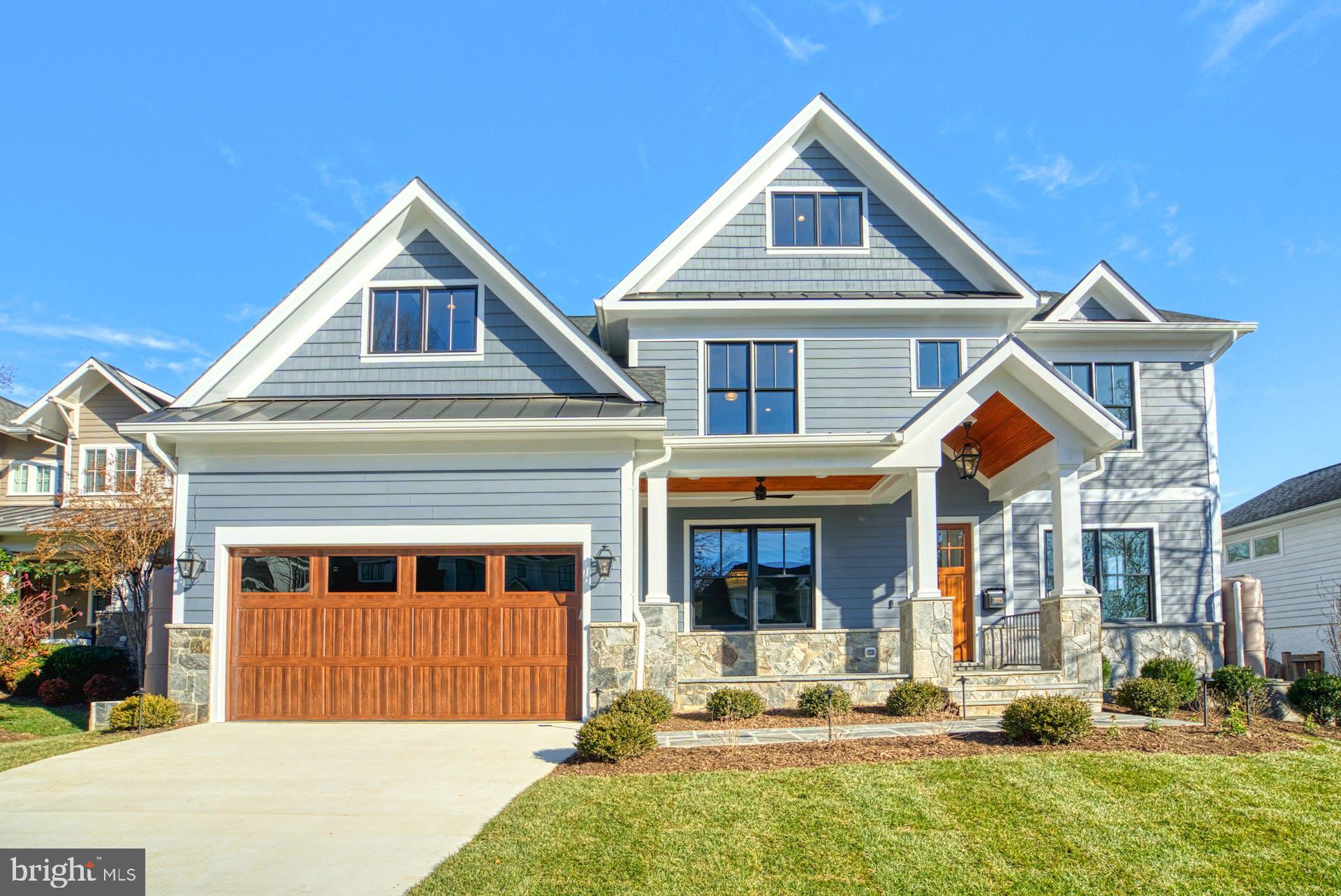 WILLIAMSBURG VILLAGE - Residential