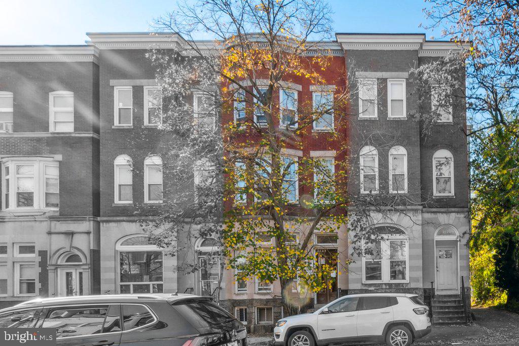 CHARLES VILLAGE - Residential Income