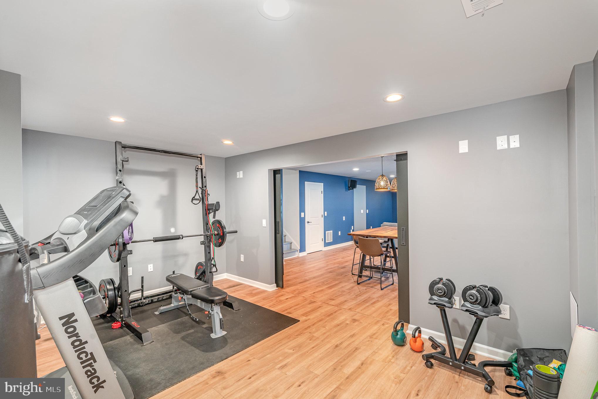 EASTVIEW AT STONE RIDGE - Residential Lease