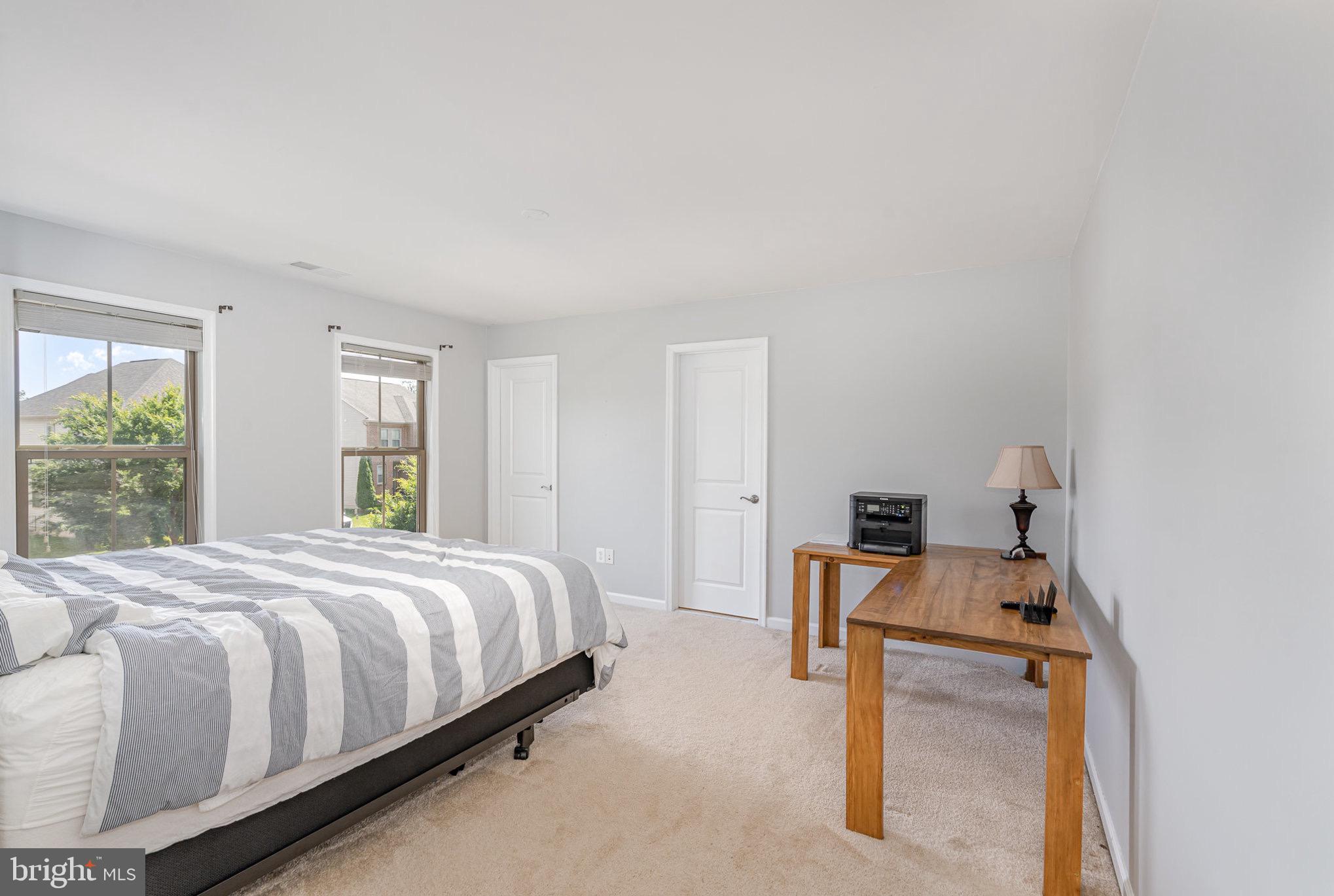 EASTVIEW AT STONE RIDGE - Residential Lease