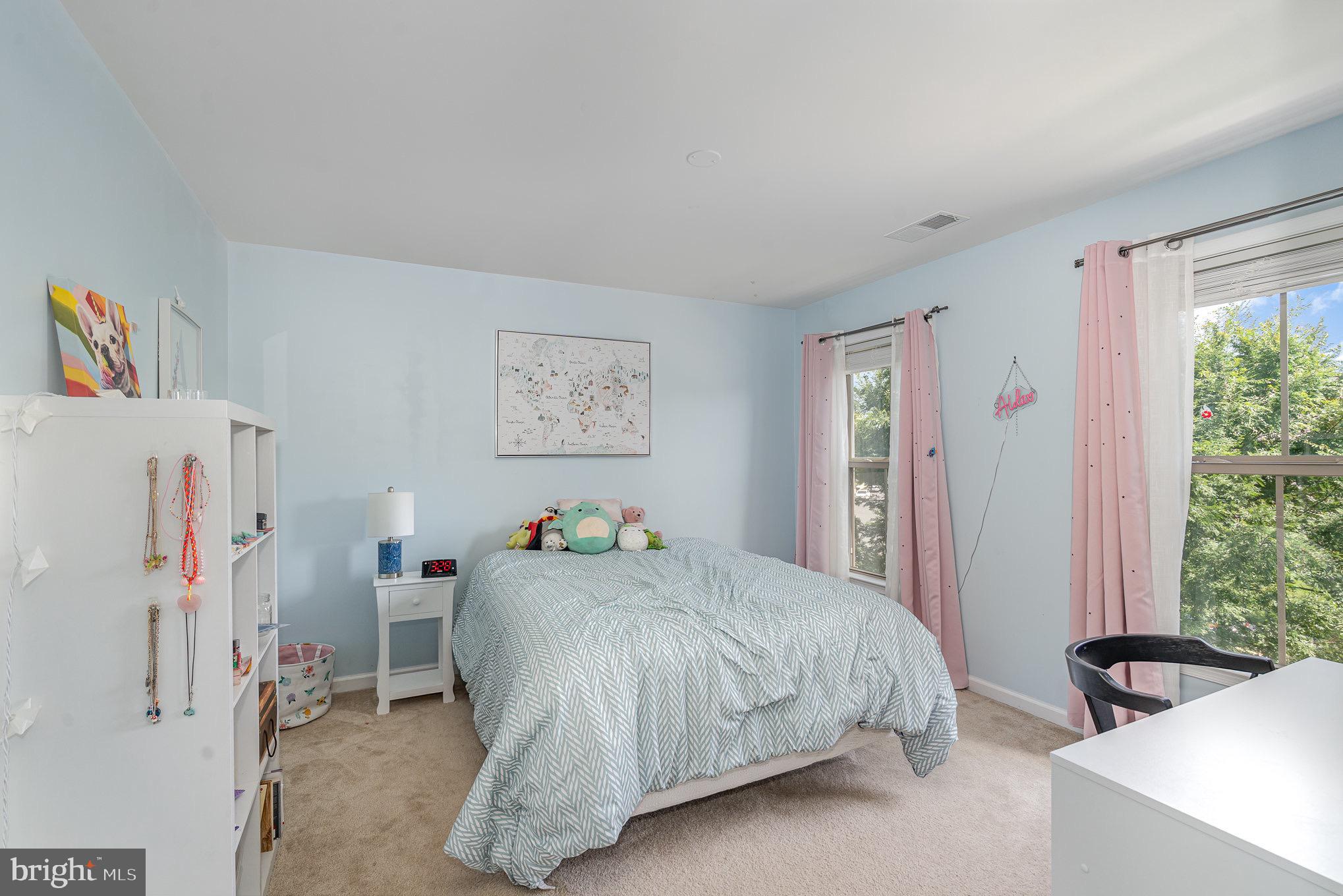 EASTVIEW AT STONE RIDGE - Residential Lease