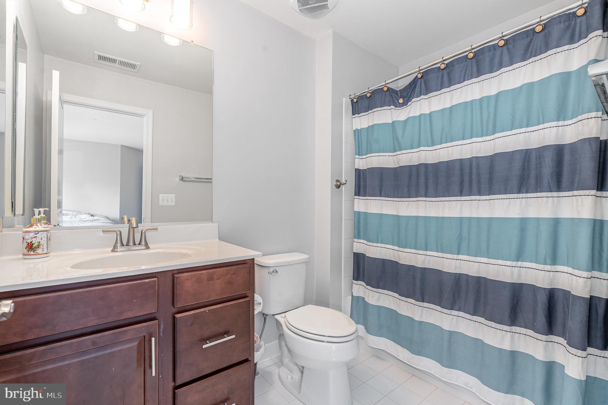 EASTVIEW AT STONE RIDGE - Residential Lease