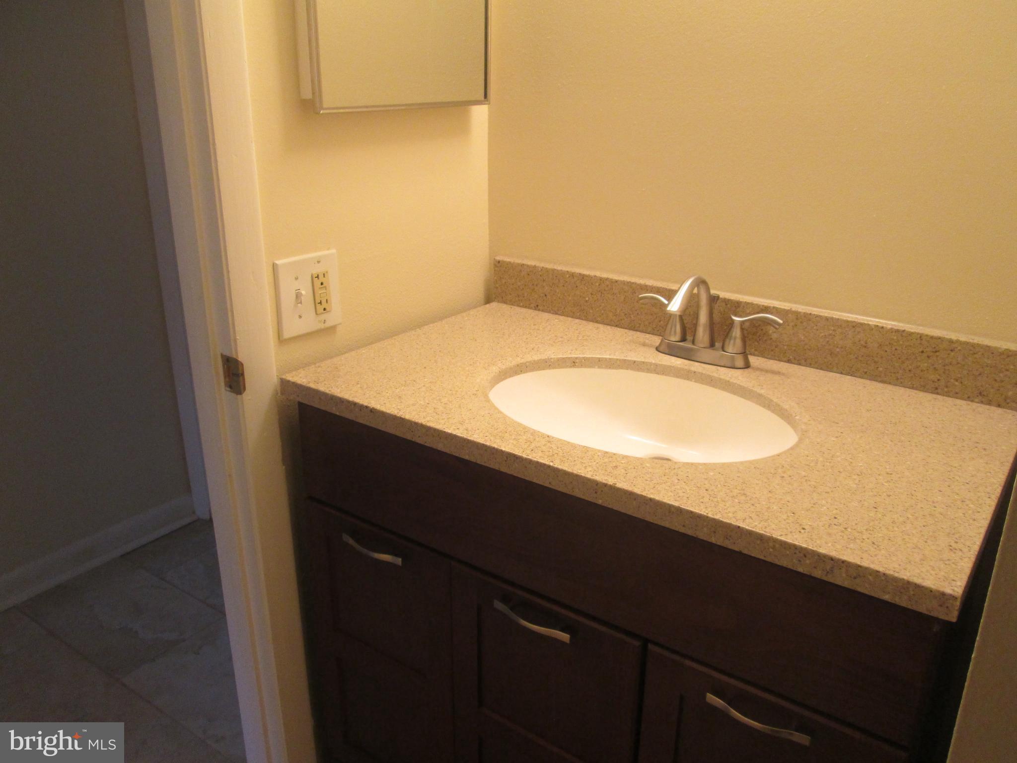 ROSSMOOR MUTUAL #7 - Residential Lease