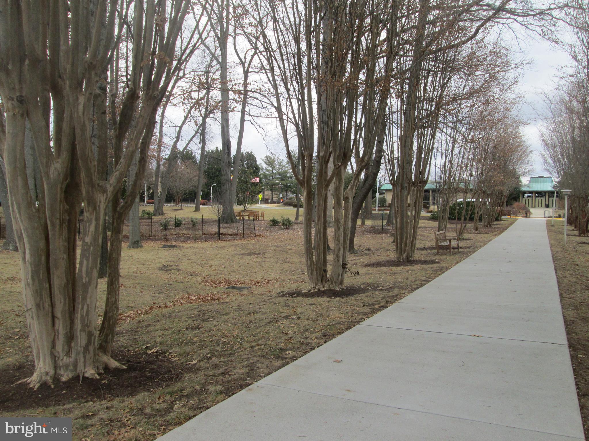 ROSSMOOR MUTUAL #7 - Residential Lease