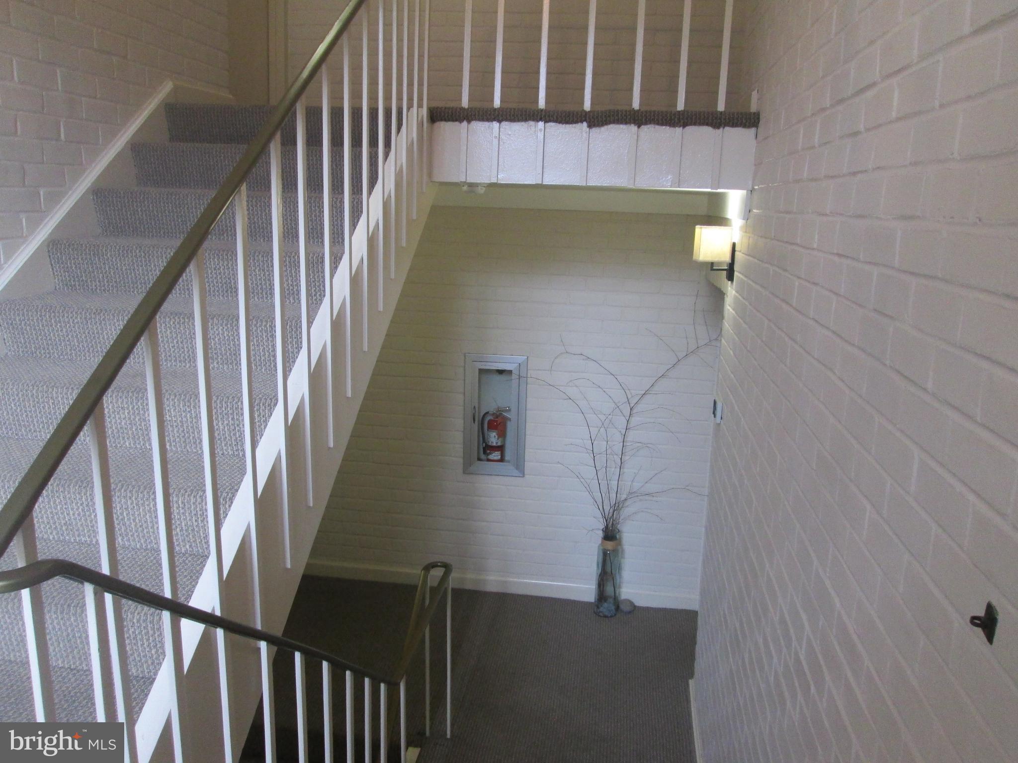 ROSSMOOR MUTUAL #7 - Residential Lease