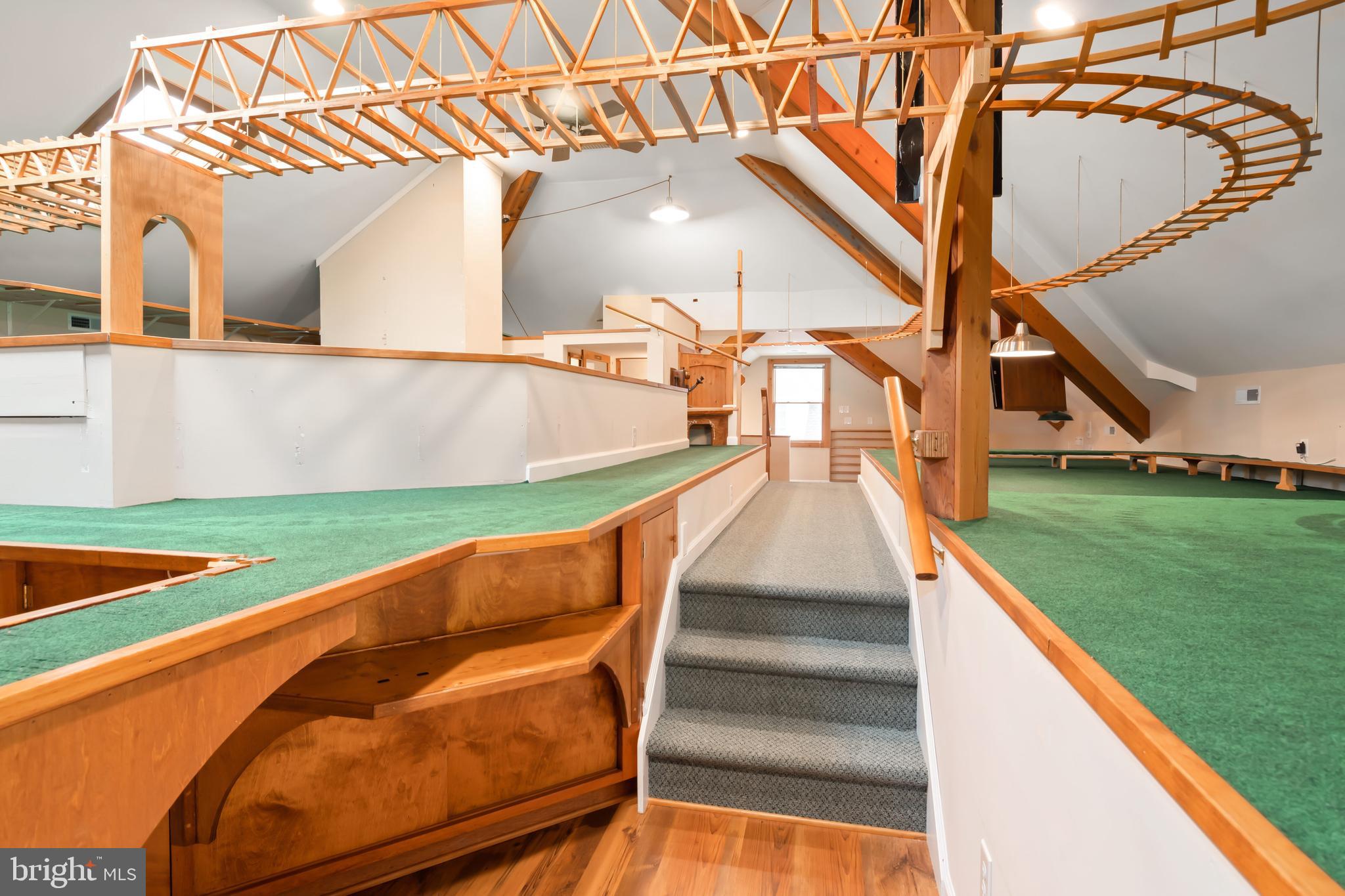 EASTON CLUB - Residential