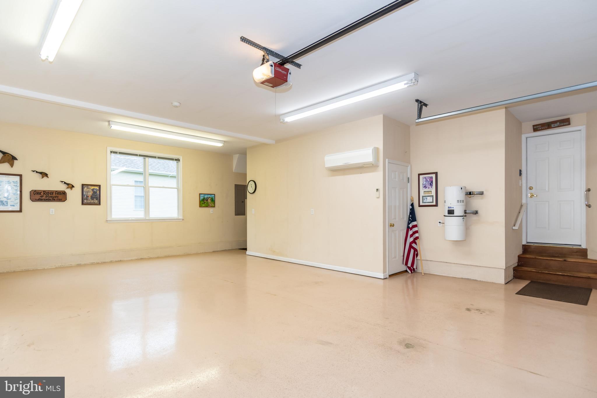 EASTON CLUB - Residential