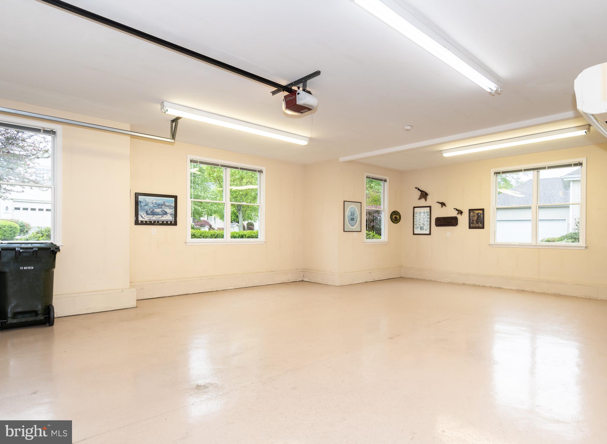 EASTON CLUB - Residential