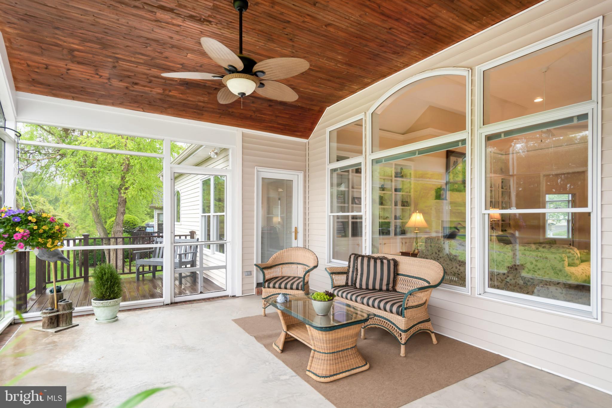 EASTON CLUB - Residential