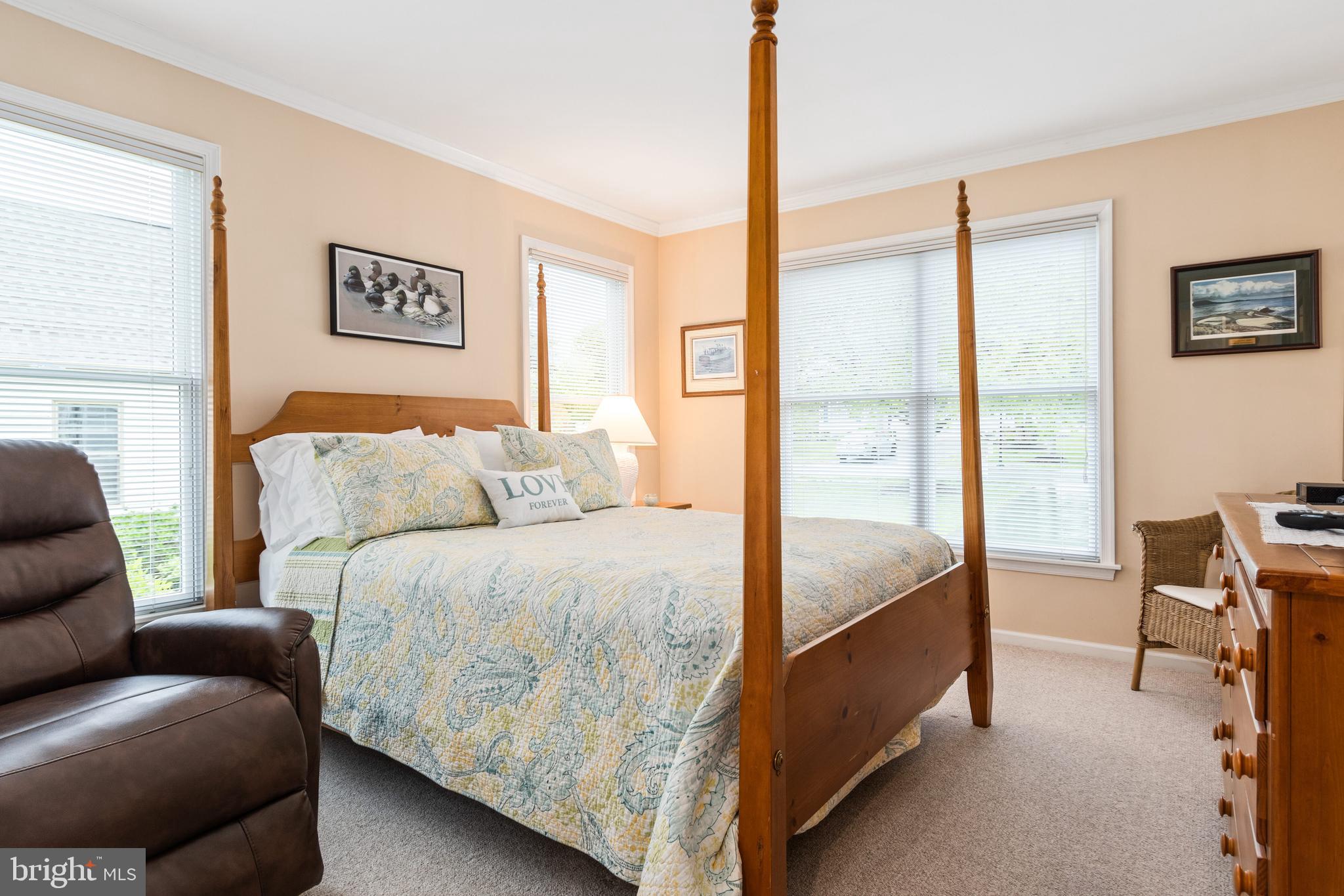 EASTON CLUB - Residential