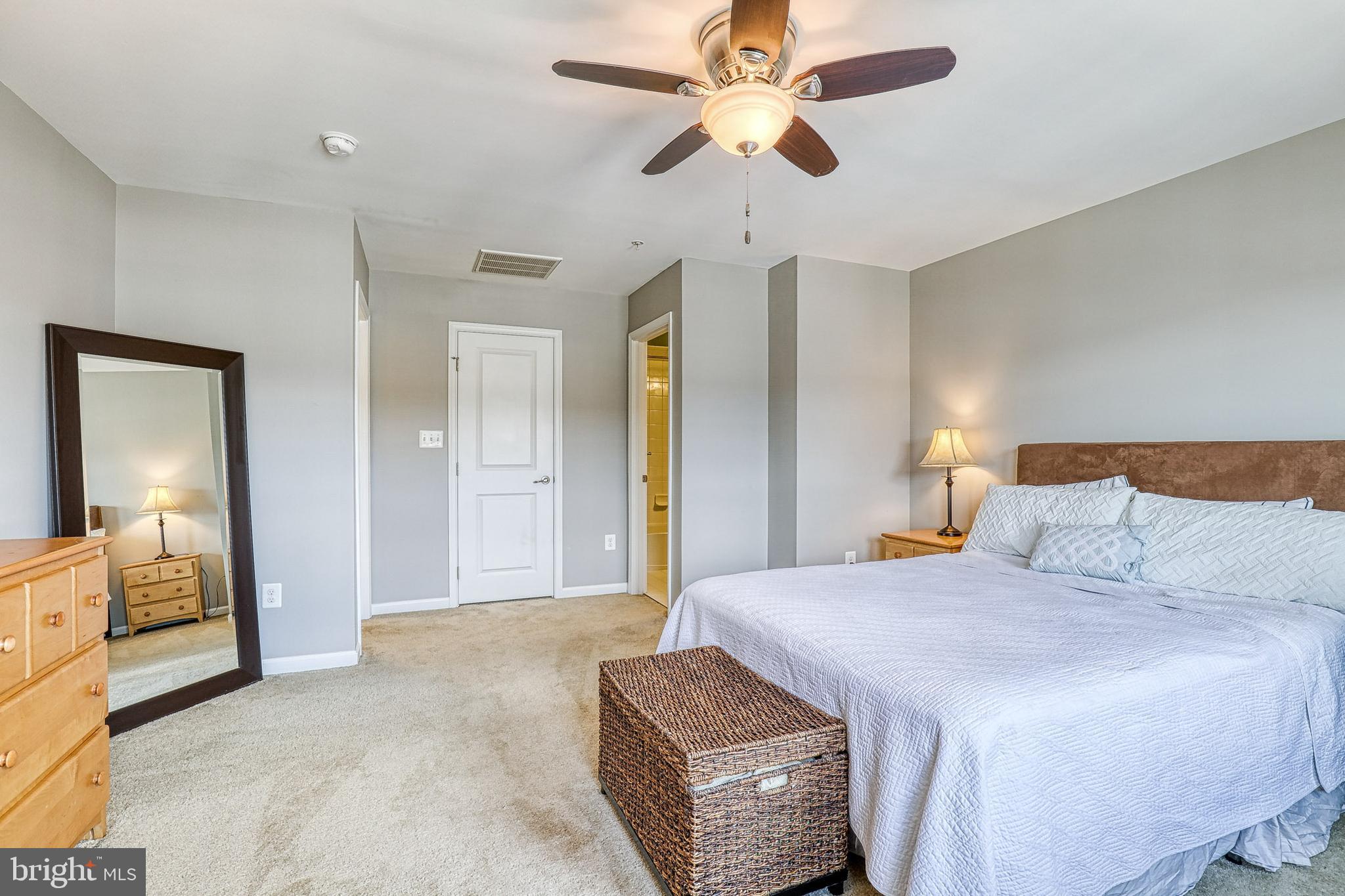 O'DONNELL SQUARE - Residential