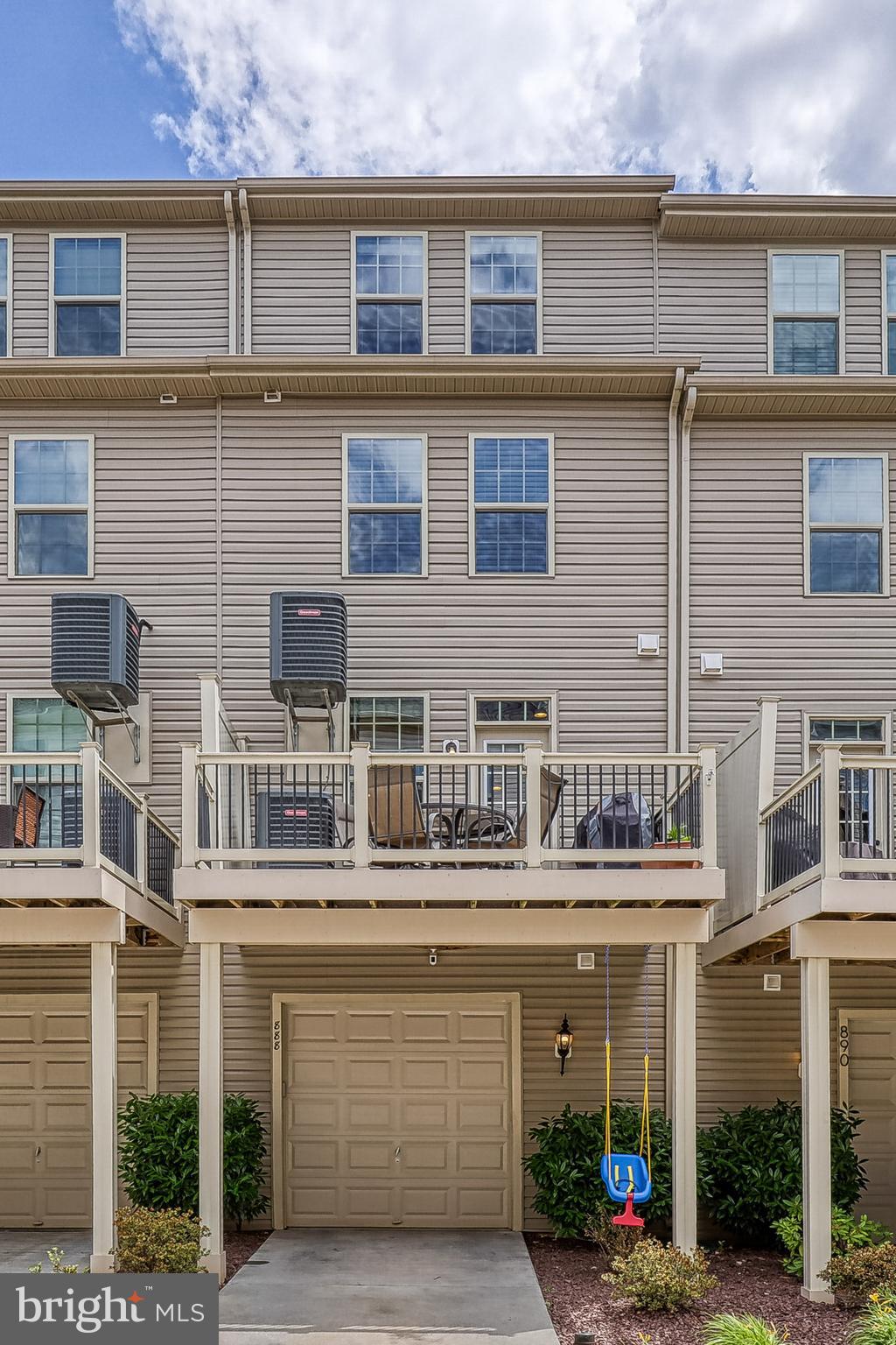 O'DONNELL SQUARE - Residential