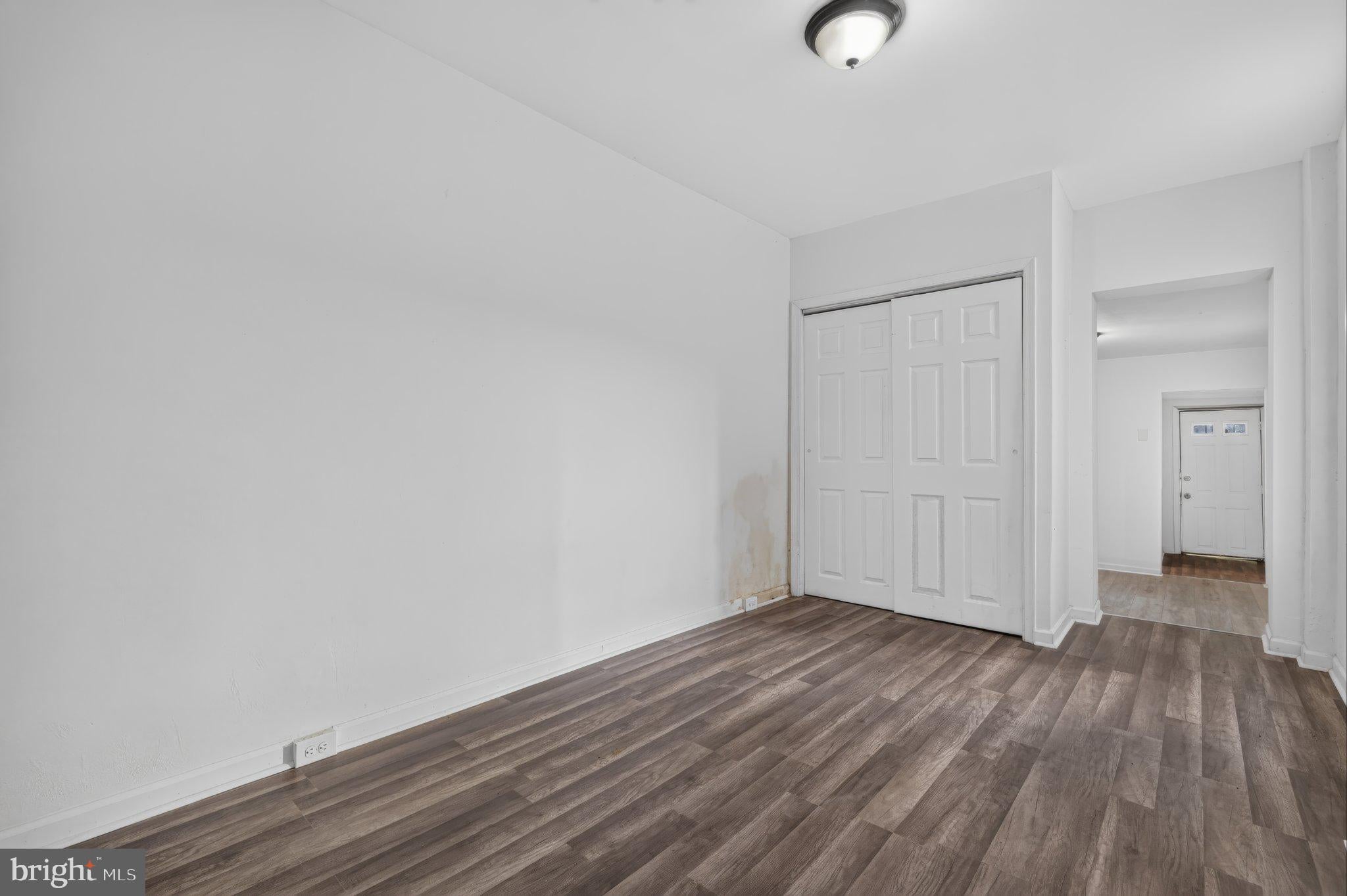 1006 W 3RD STREET