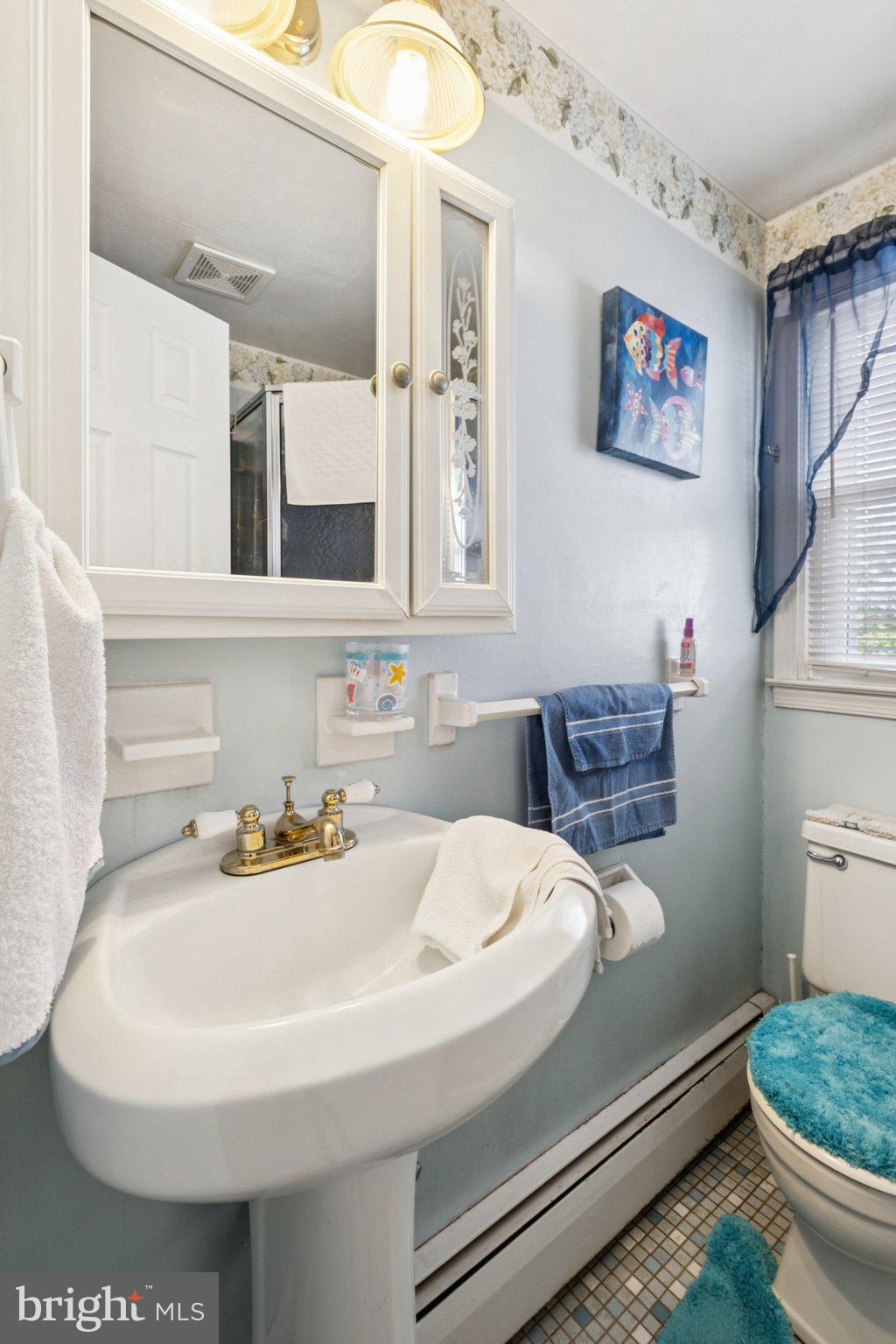 LEVITTOWN - Residential