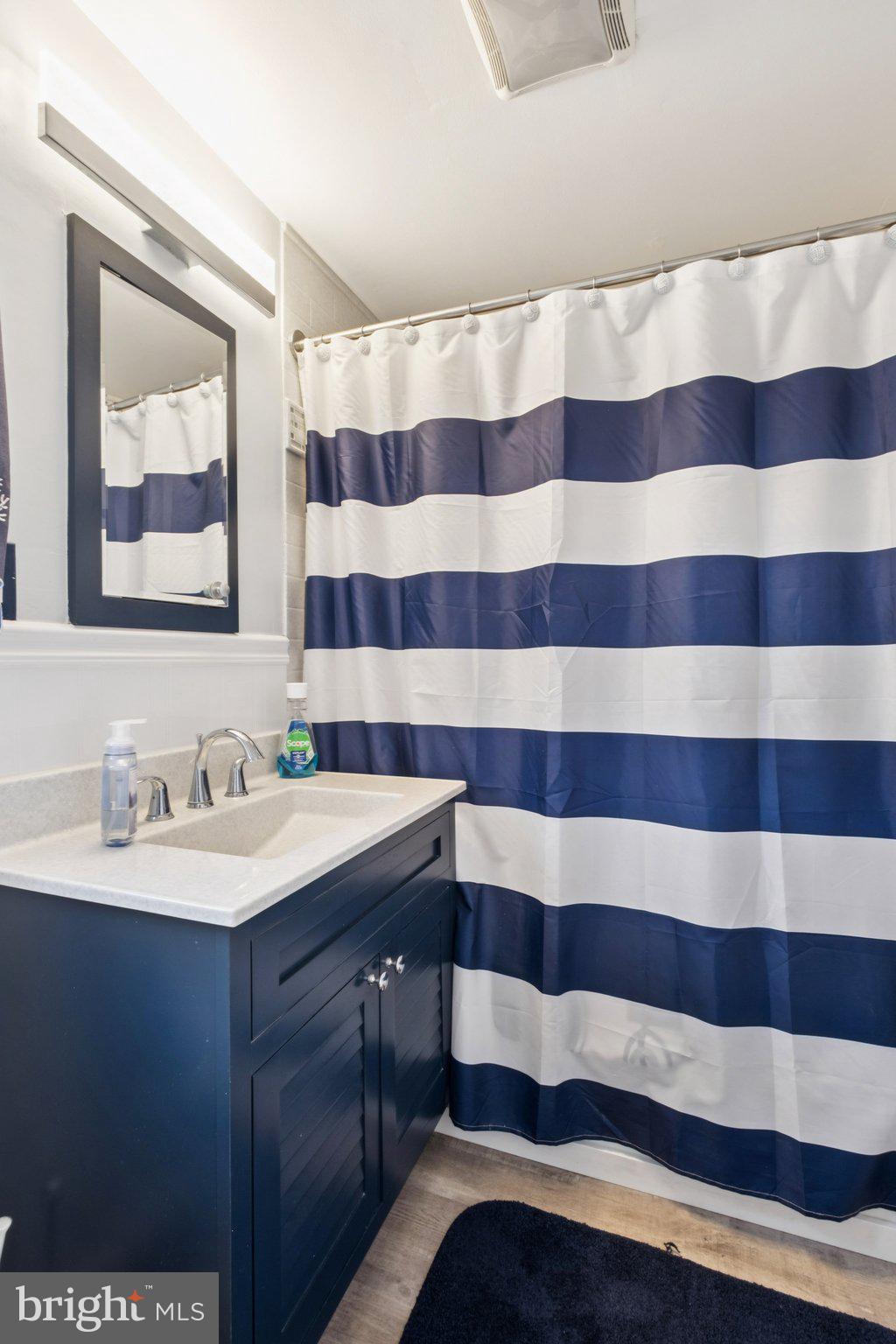 LEVITTOWN - Residential