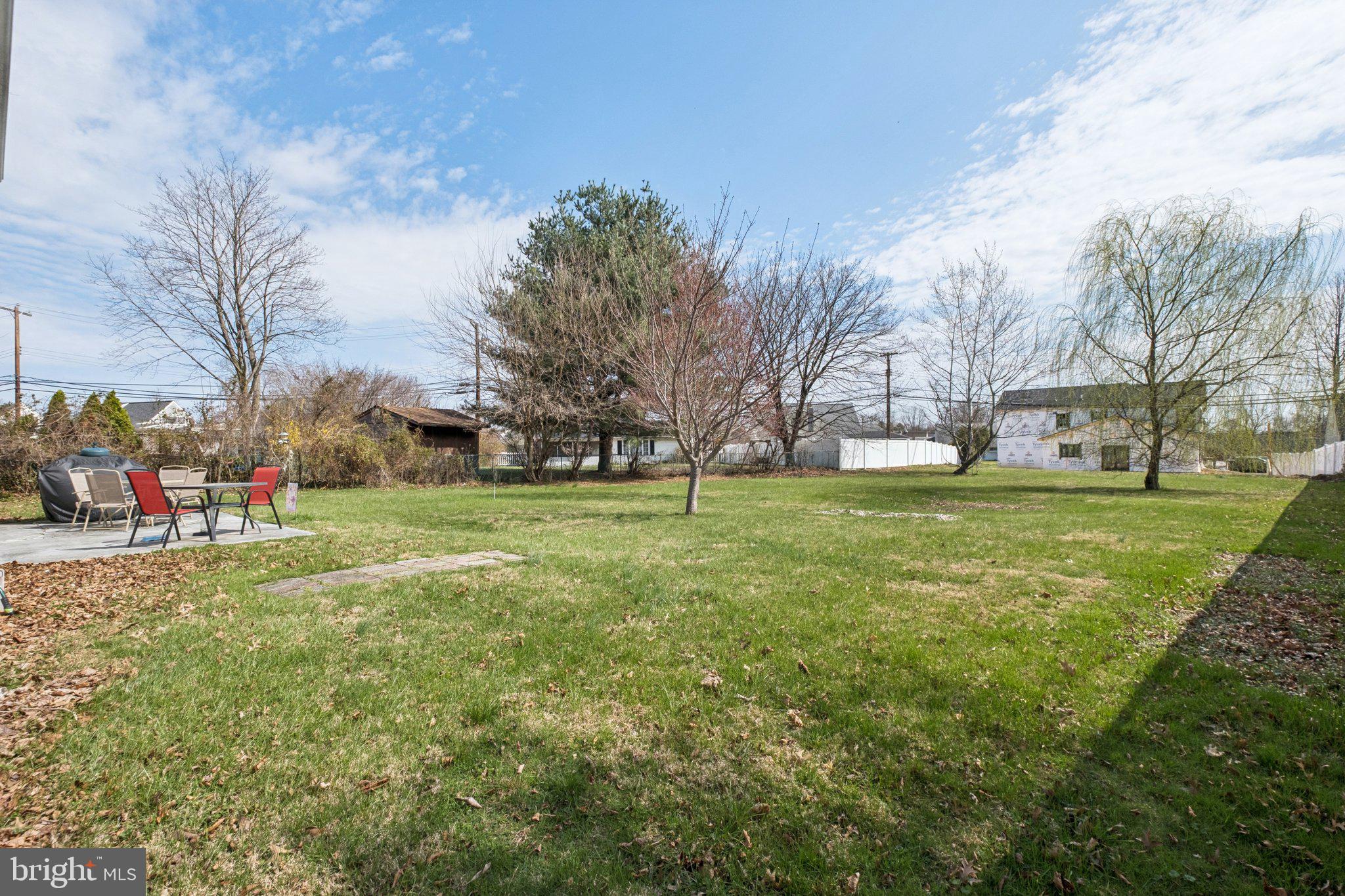 LEVITTOWN - Residential