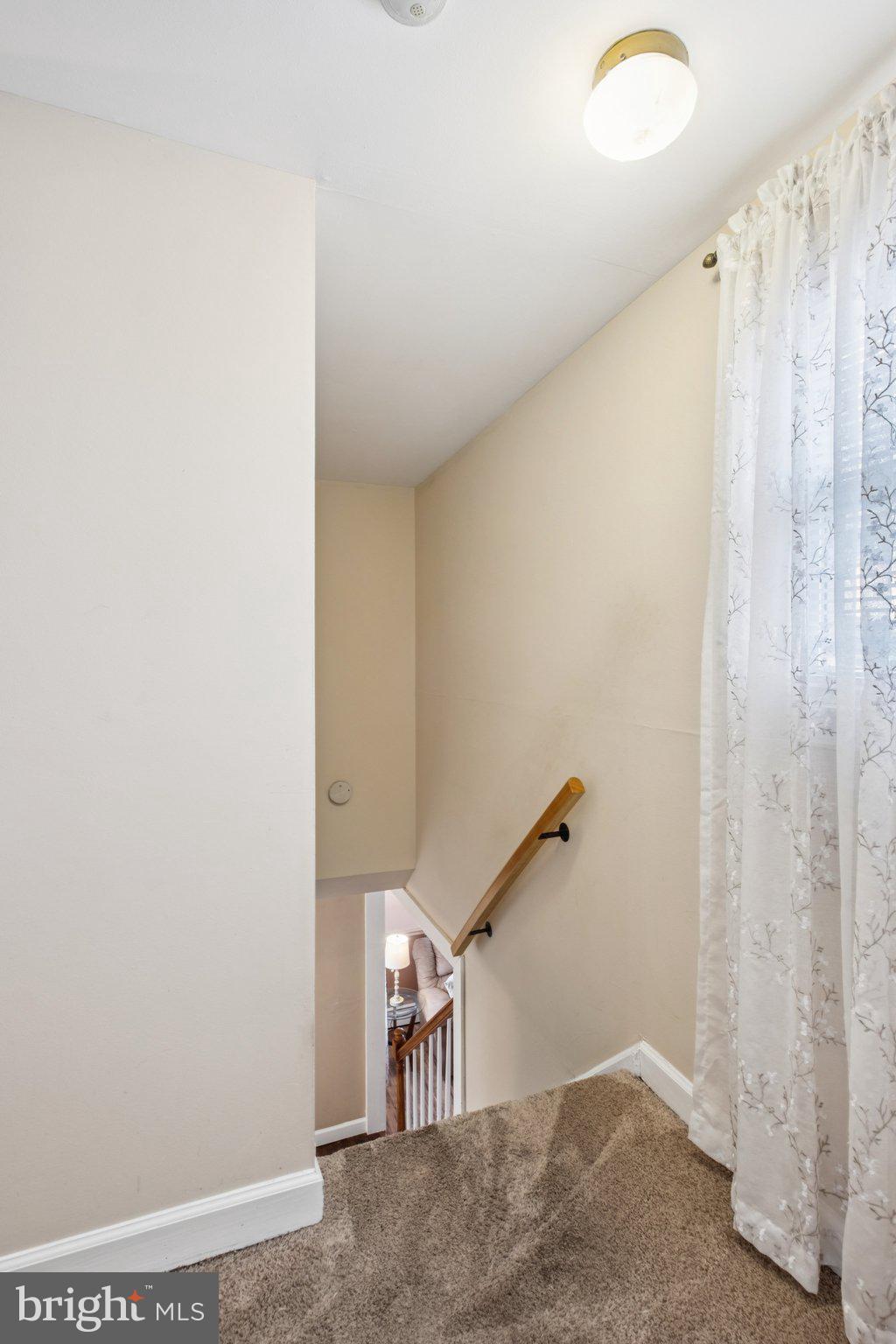 LEVITTOWN - Residential