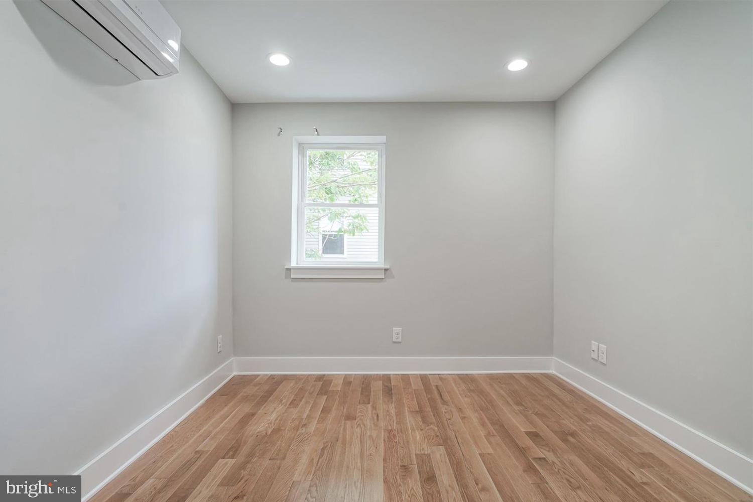 NEWBOLD - Residential Lease