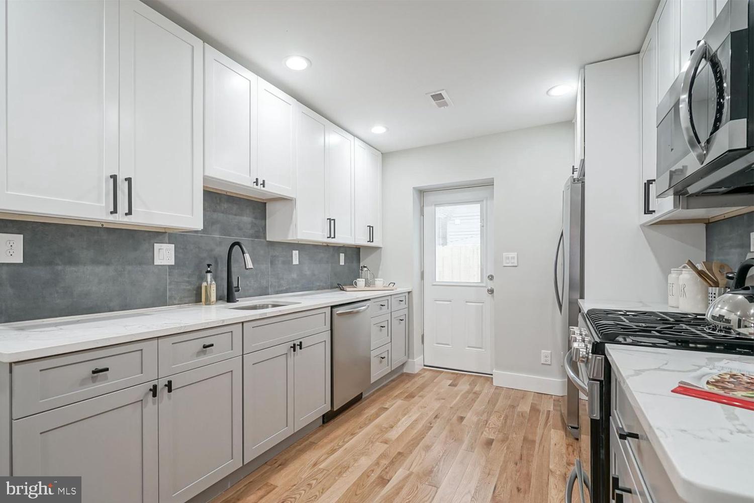 NEWBOLD - Residential Lease