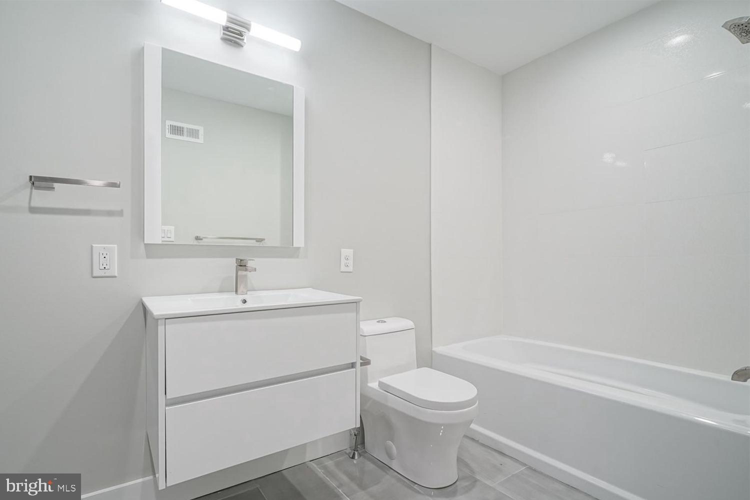 NEWBOLD - Residential Lease