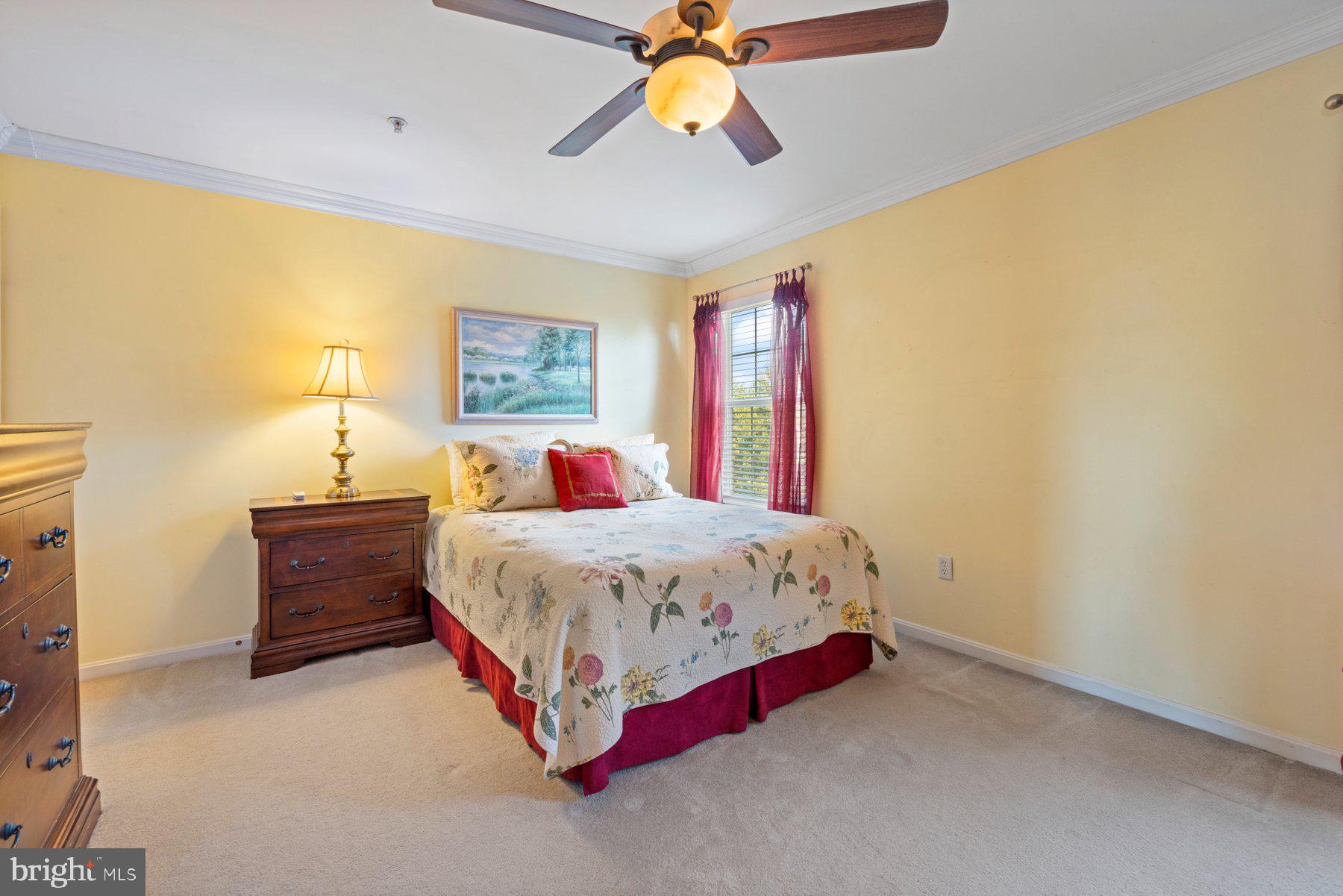 TWIN ARCH CROSSING - Residential