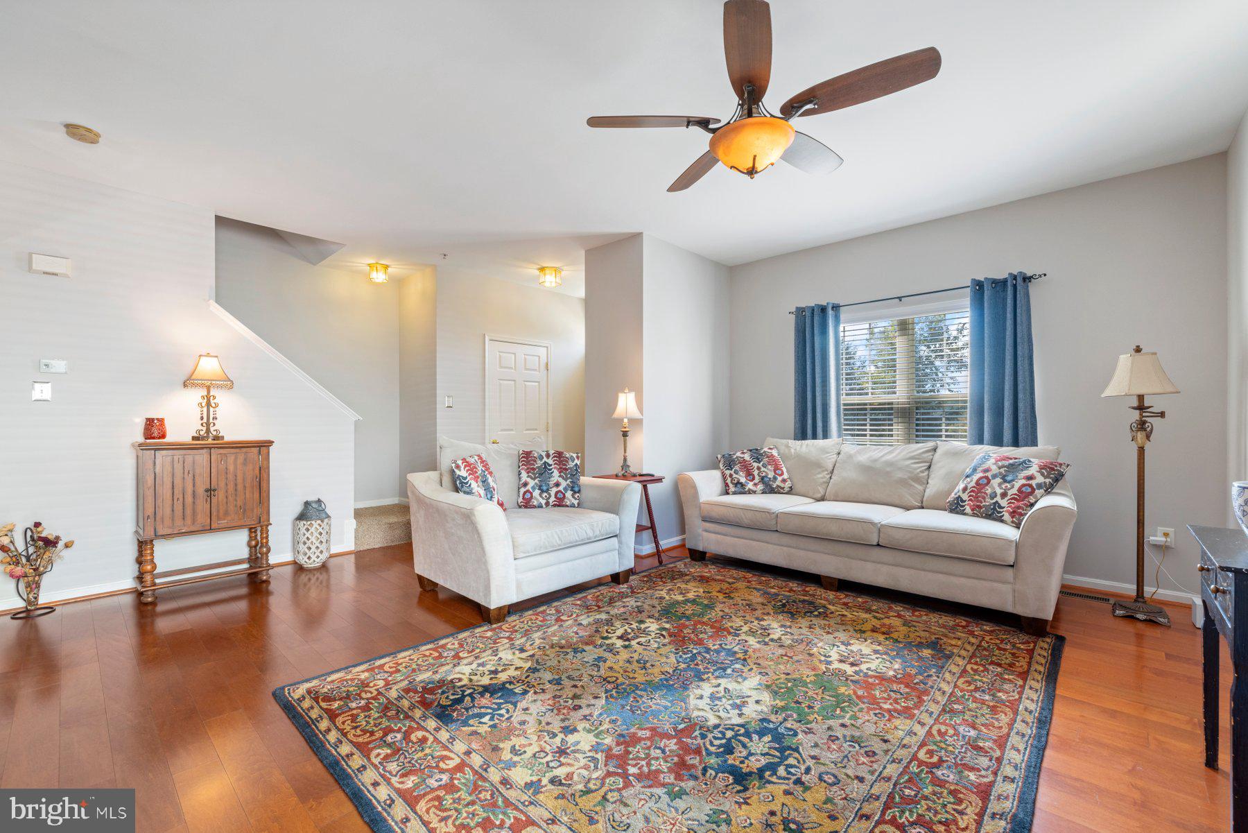 TWIN ARCH CROSSING - Residential