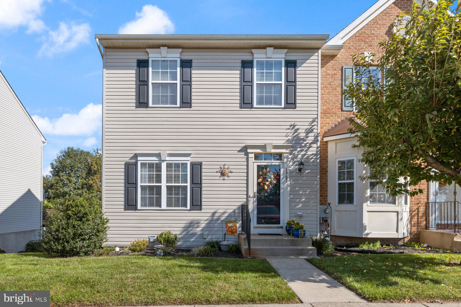 TWIN ARCH CROSSING - Residential