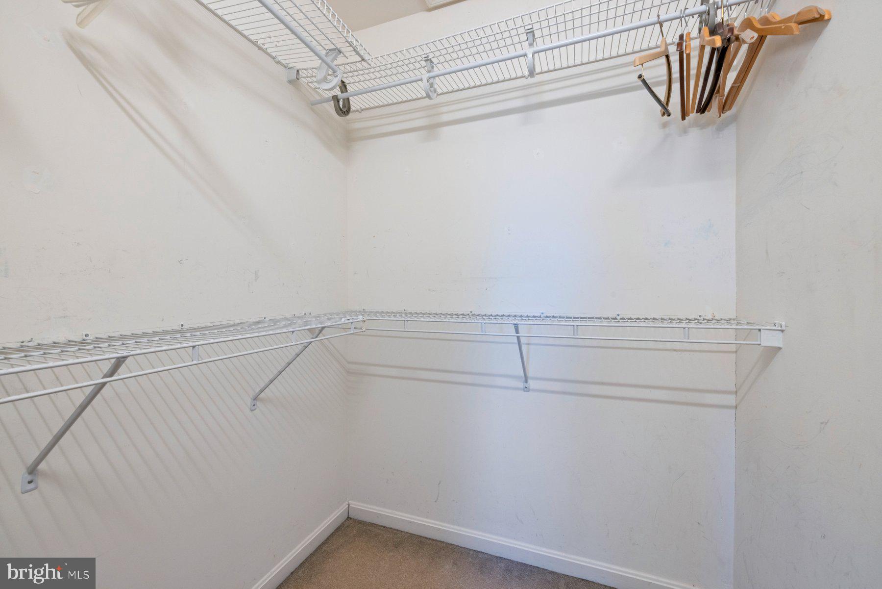 TWIN ARCH CROSSING - Residential