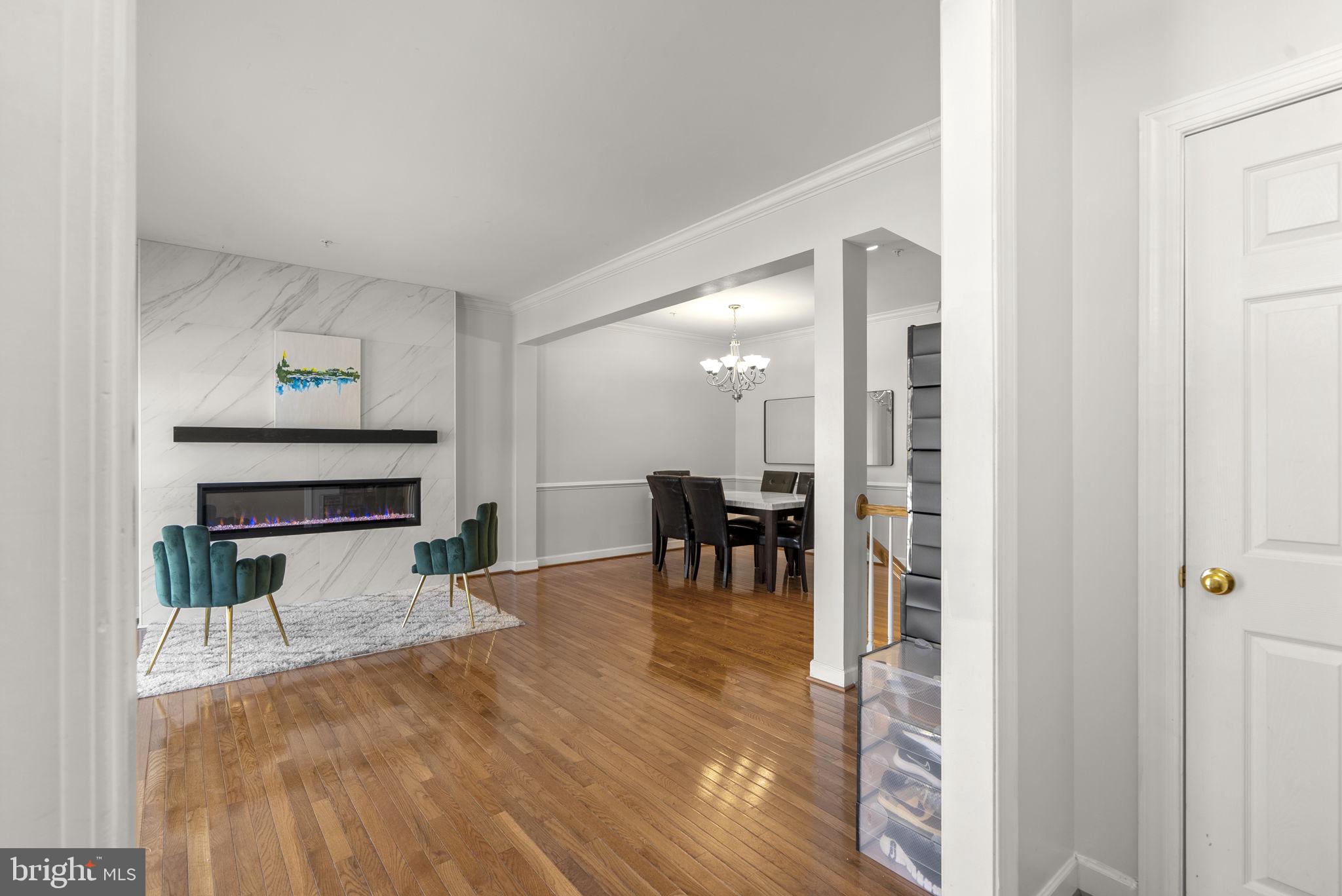 VILLAGES OF DORCHESTER - Residential