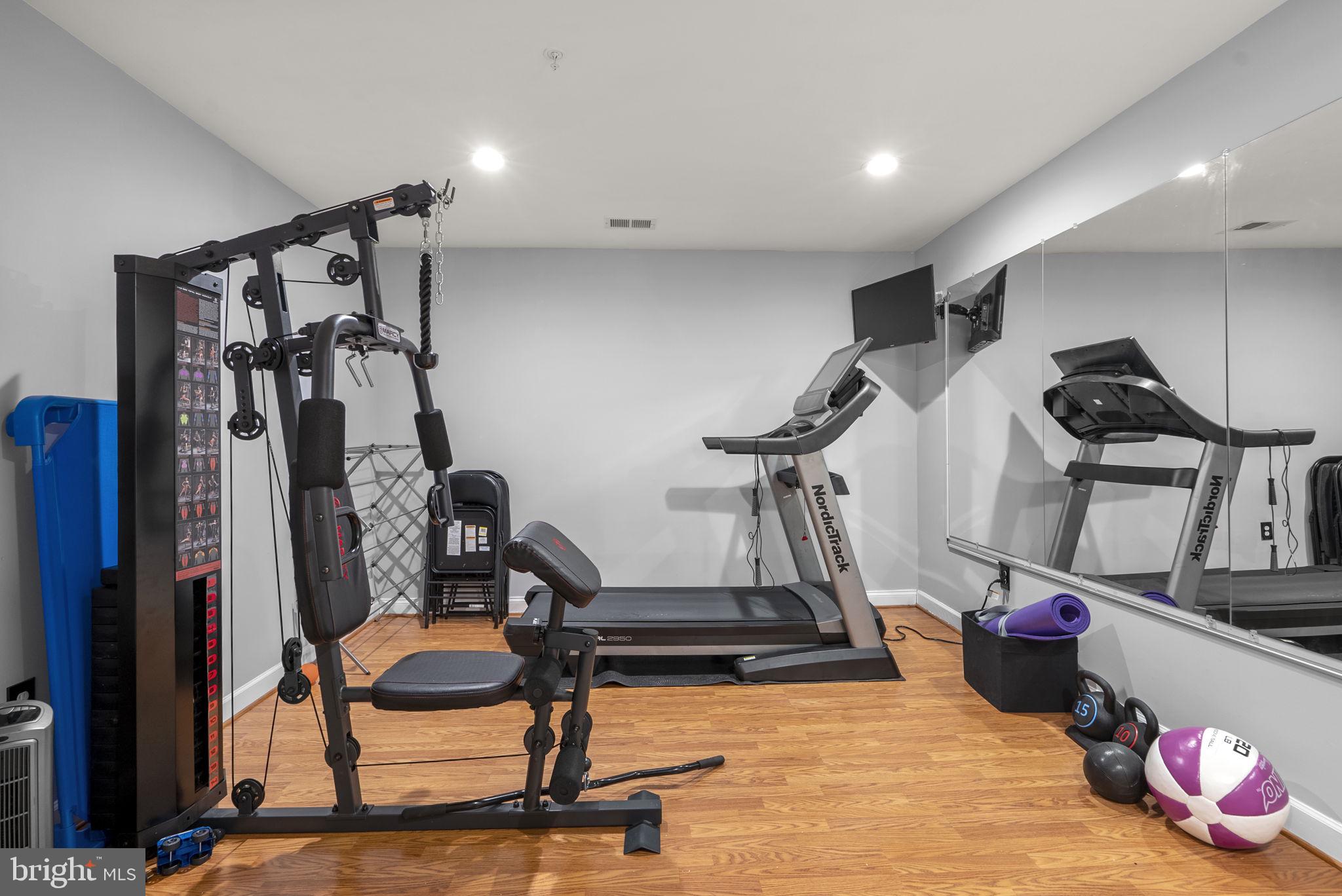 VILLAGES OF DORCHESTER - Residential