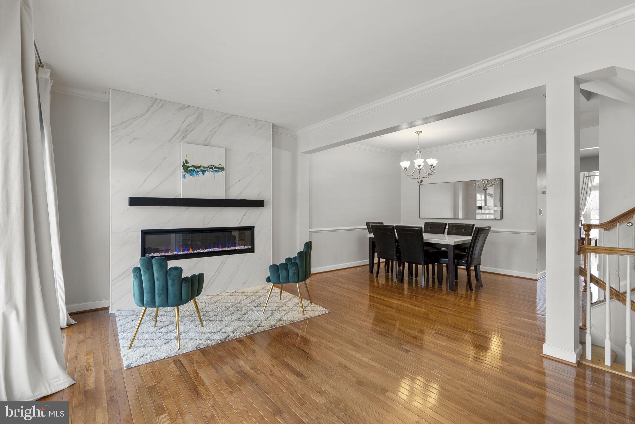 VILLAGES OF DORCHESTER - Residential