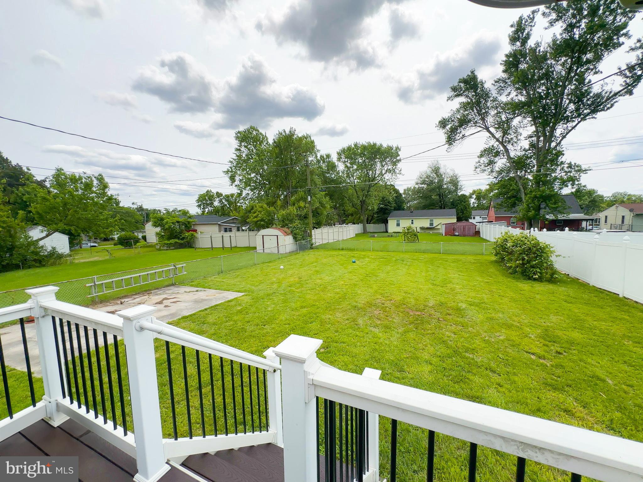 THE MEADOWS - Residential