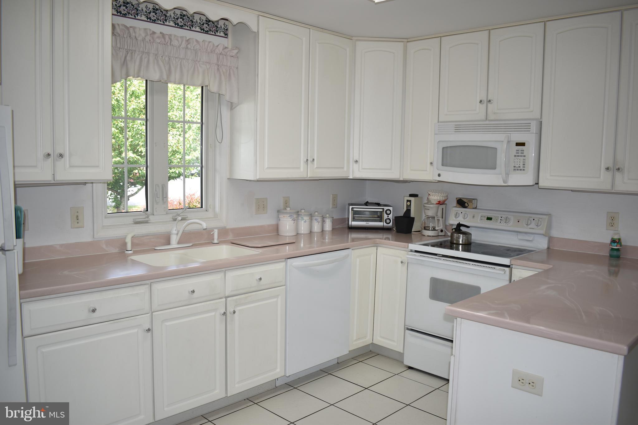 SOUTH POINTE - Residential