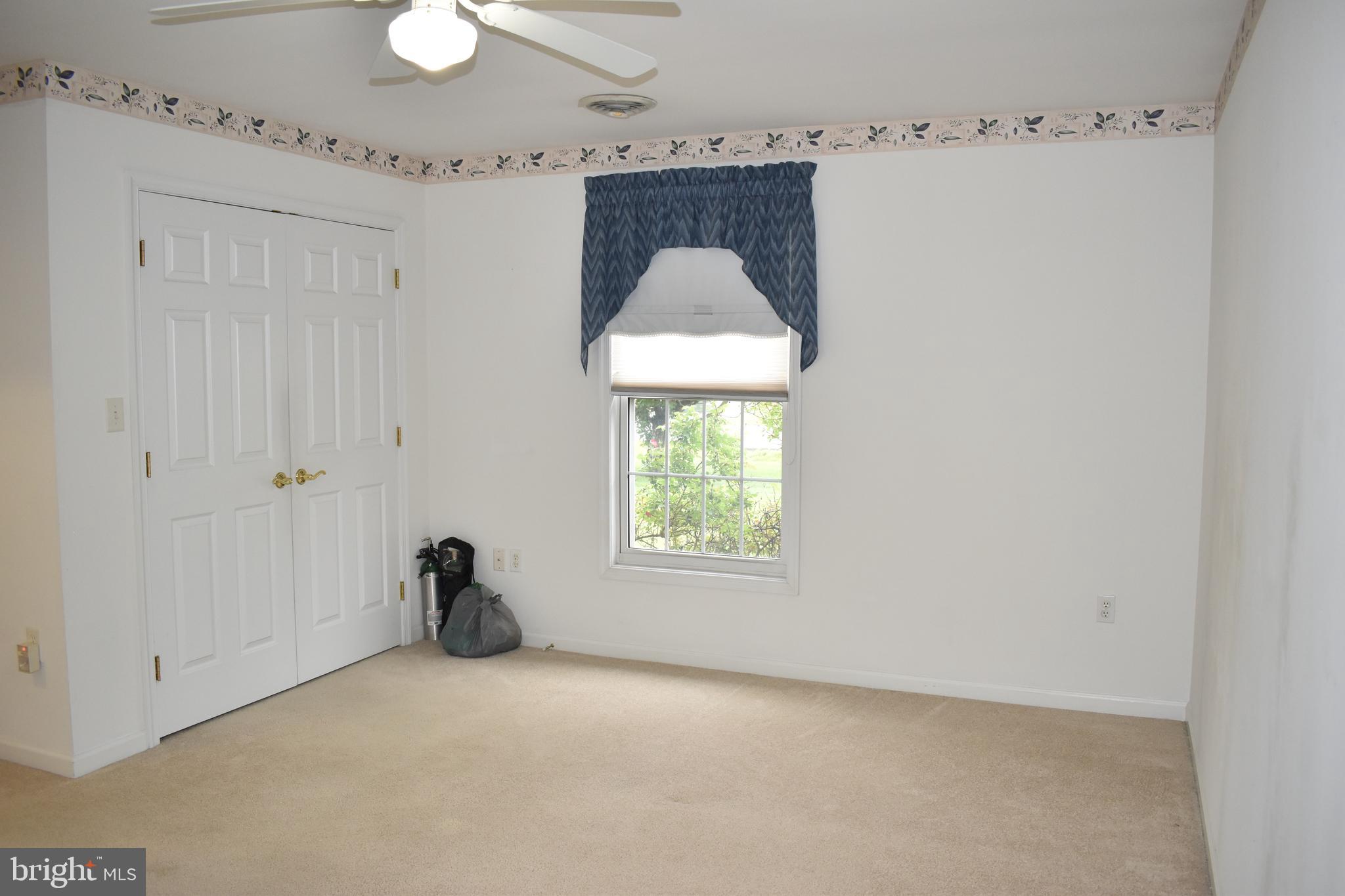 SOUTH POINTE - Residential