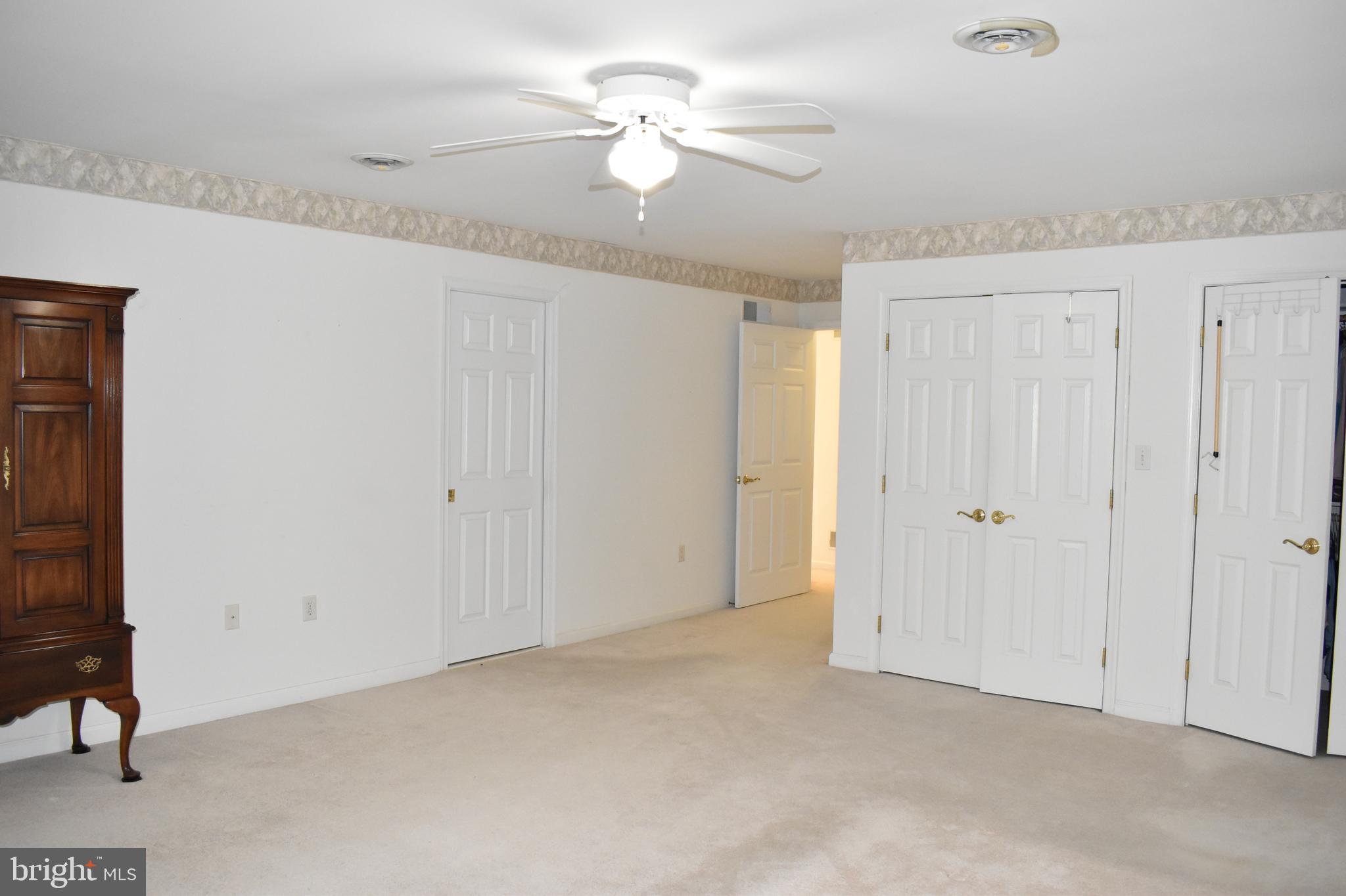 SOUTH POINTE - Residential