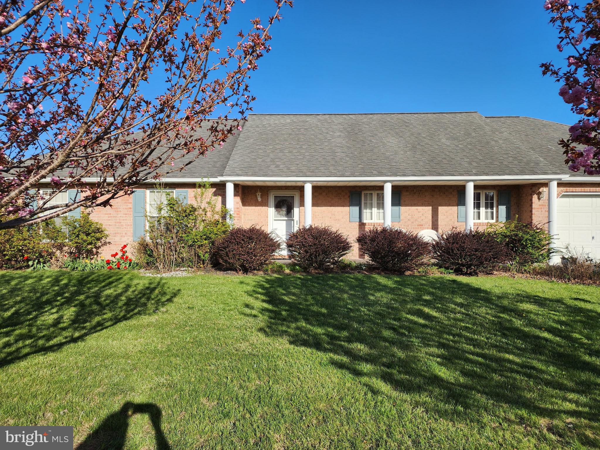 SOUTH POINTE - Residential