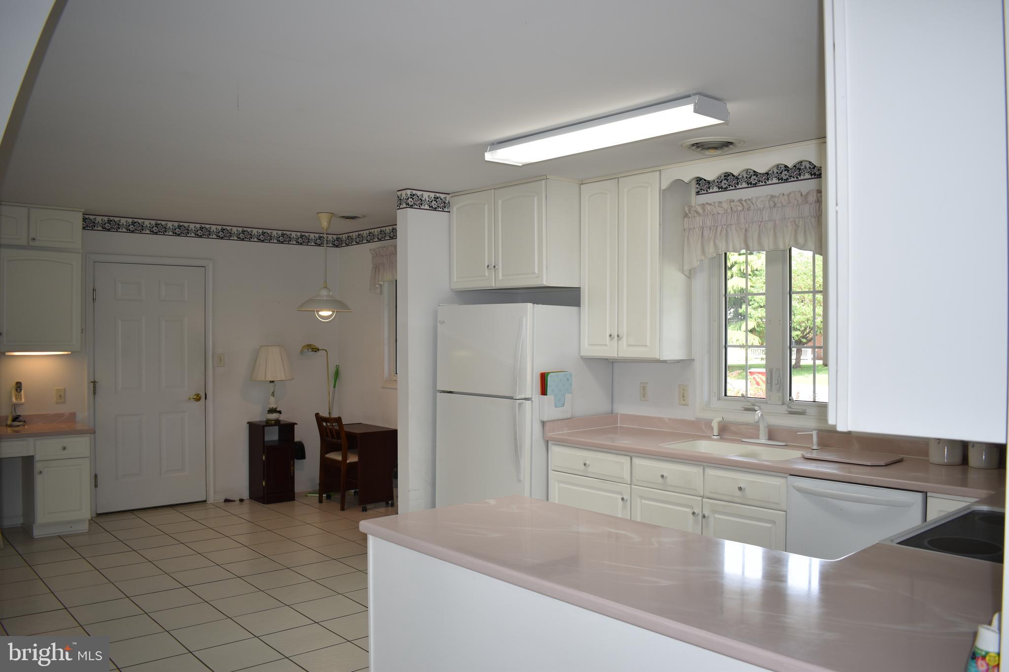 SOUTH POINTE - Residential