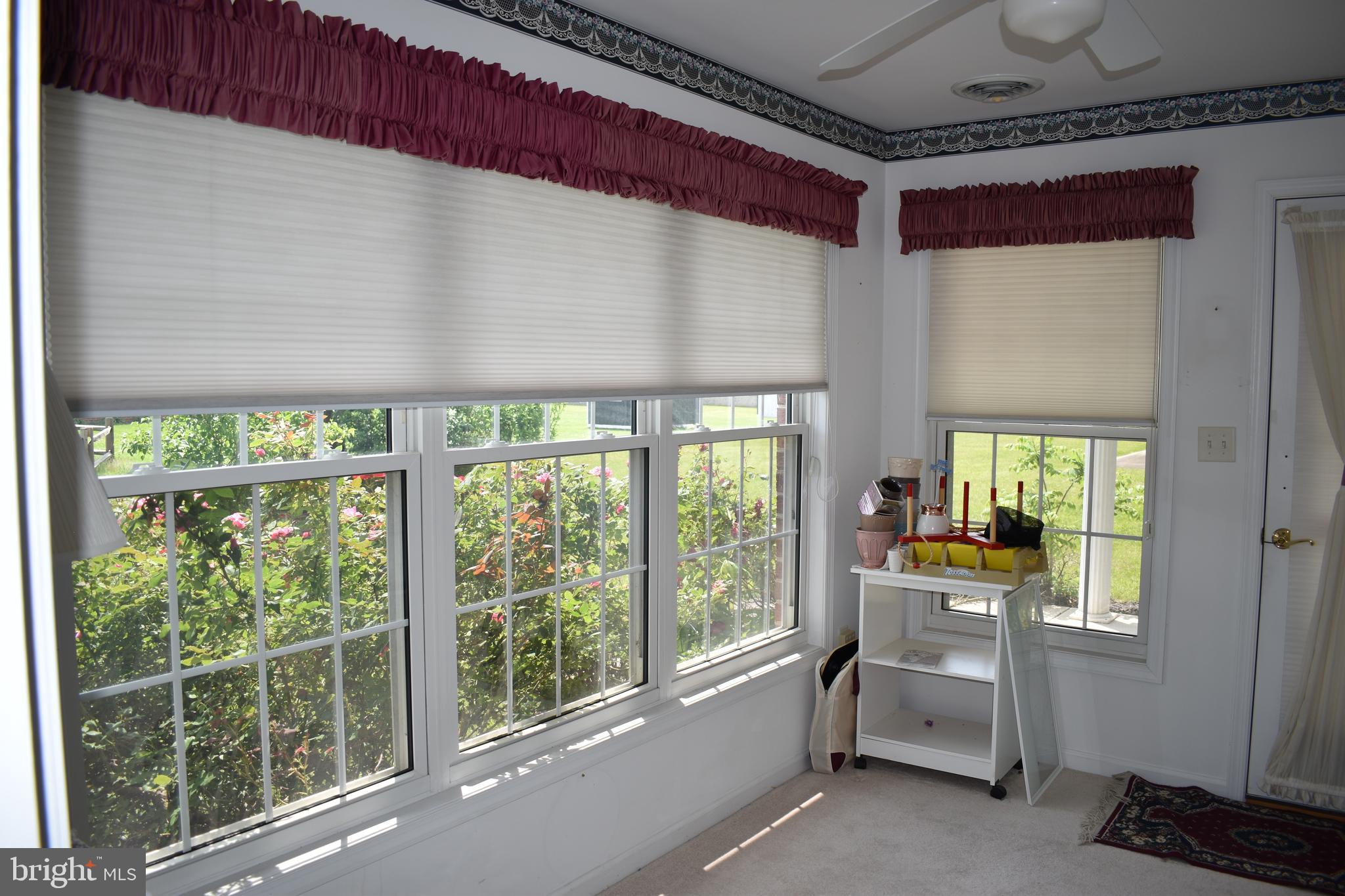 SOUTH POINTE - Residential