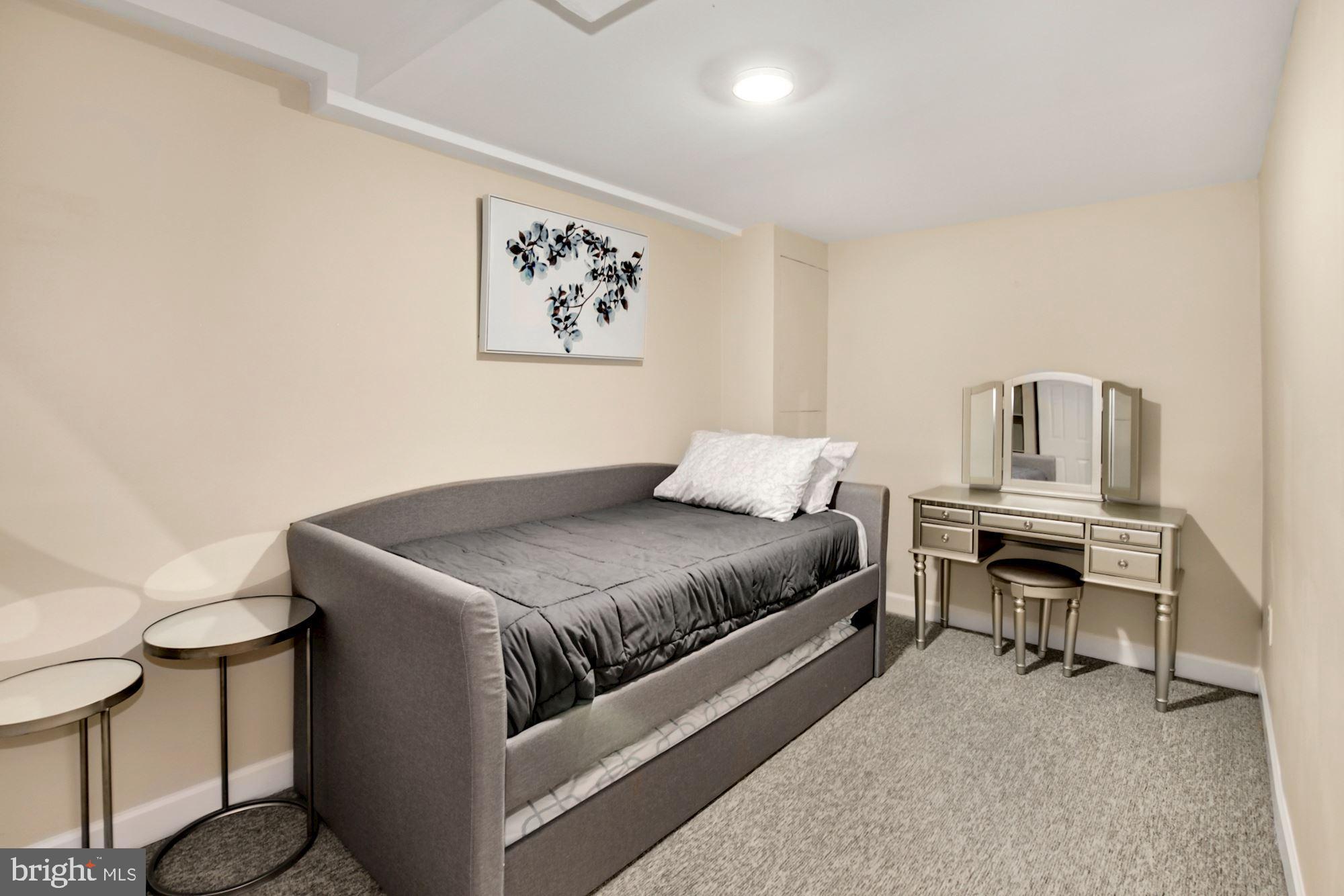 ORCHARD RIDGE - Residential