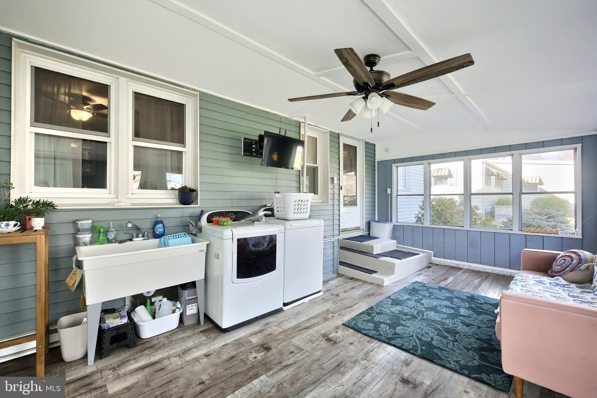 WOODCREST AREA - Residential