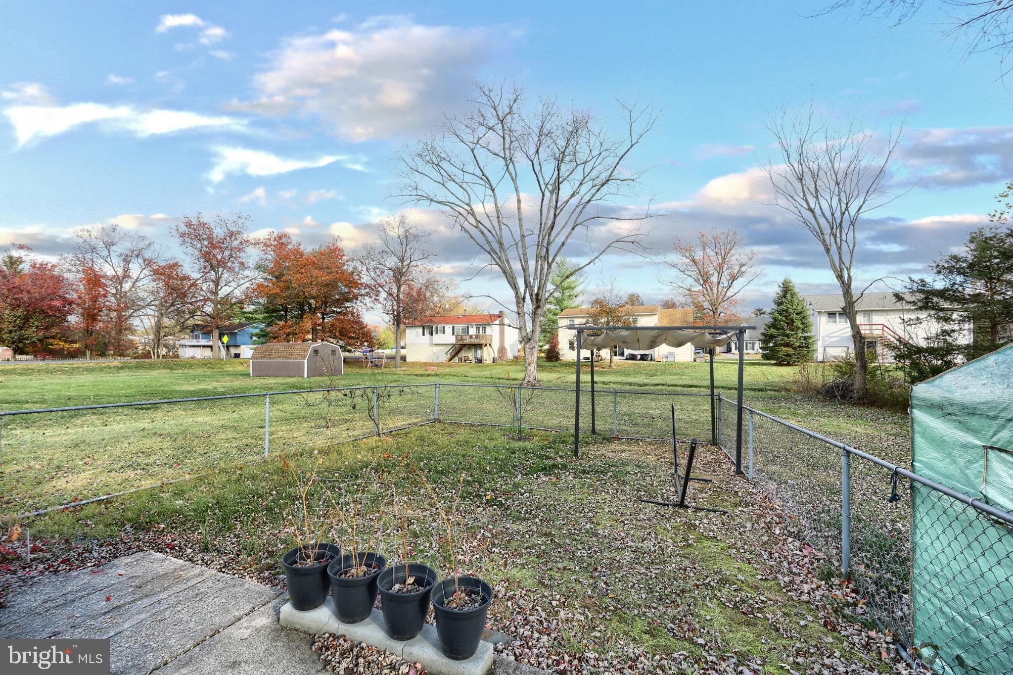 WOODCREST AREA - Residential