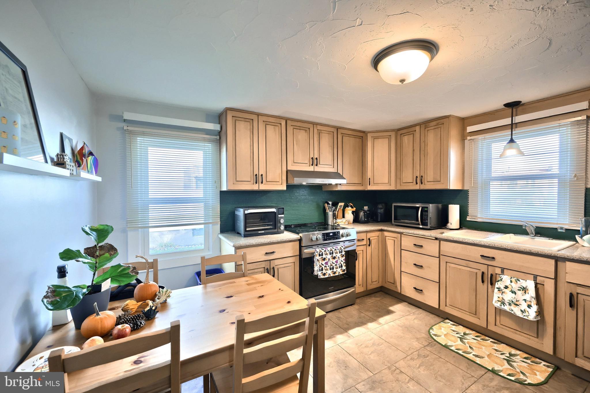 WOODCREST AREA - Residential