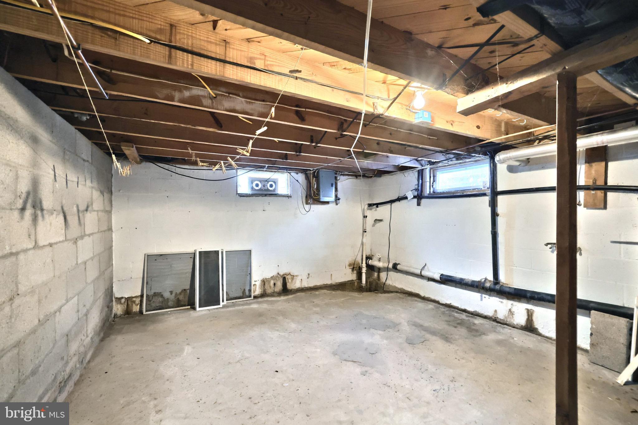 WOODCREST AREA - Residential